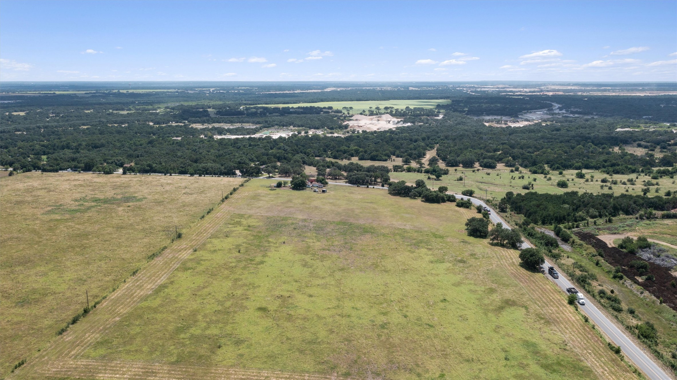 main property photo 10
