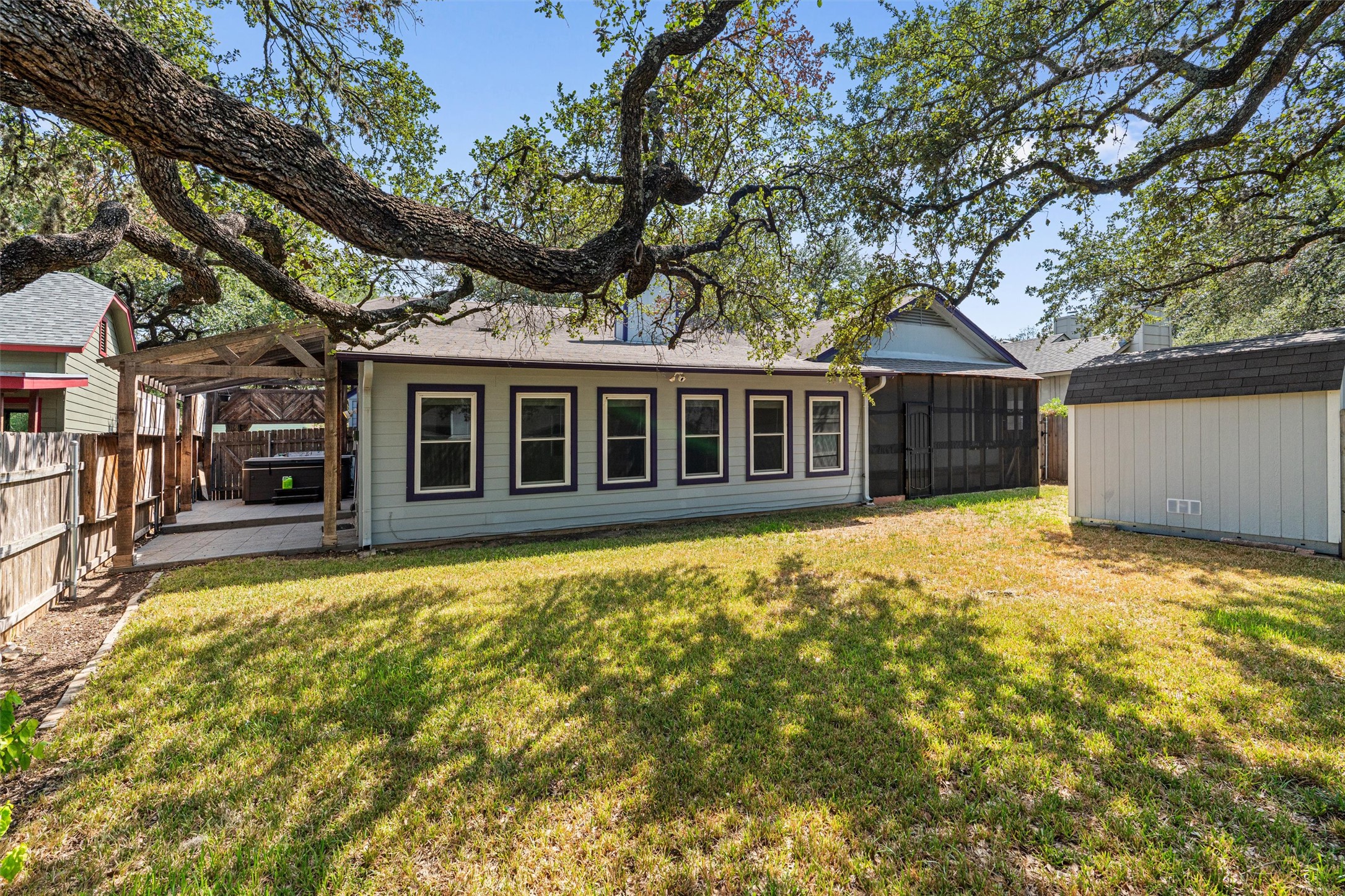 main property photo 35