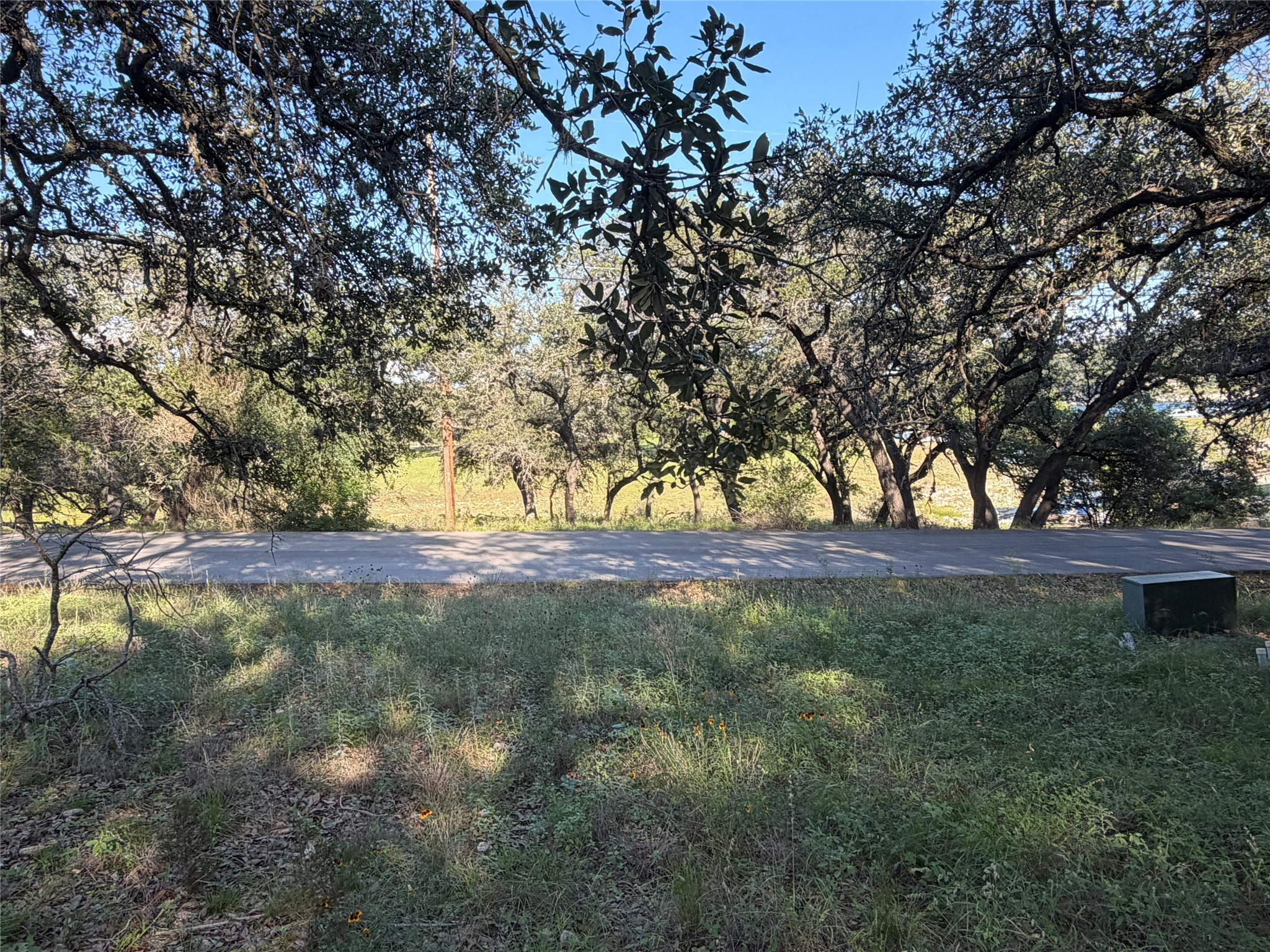 main property photo 12
