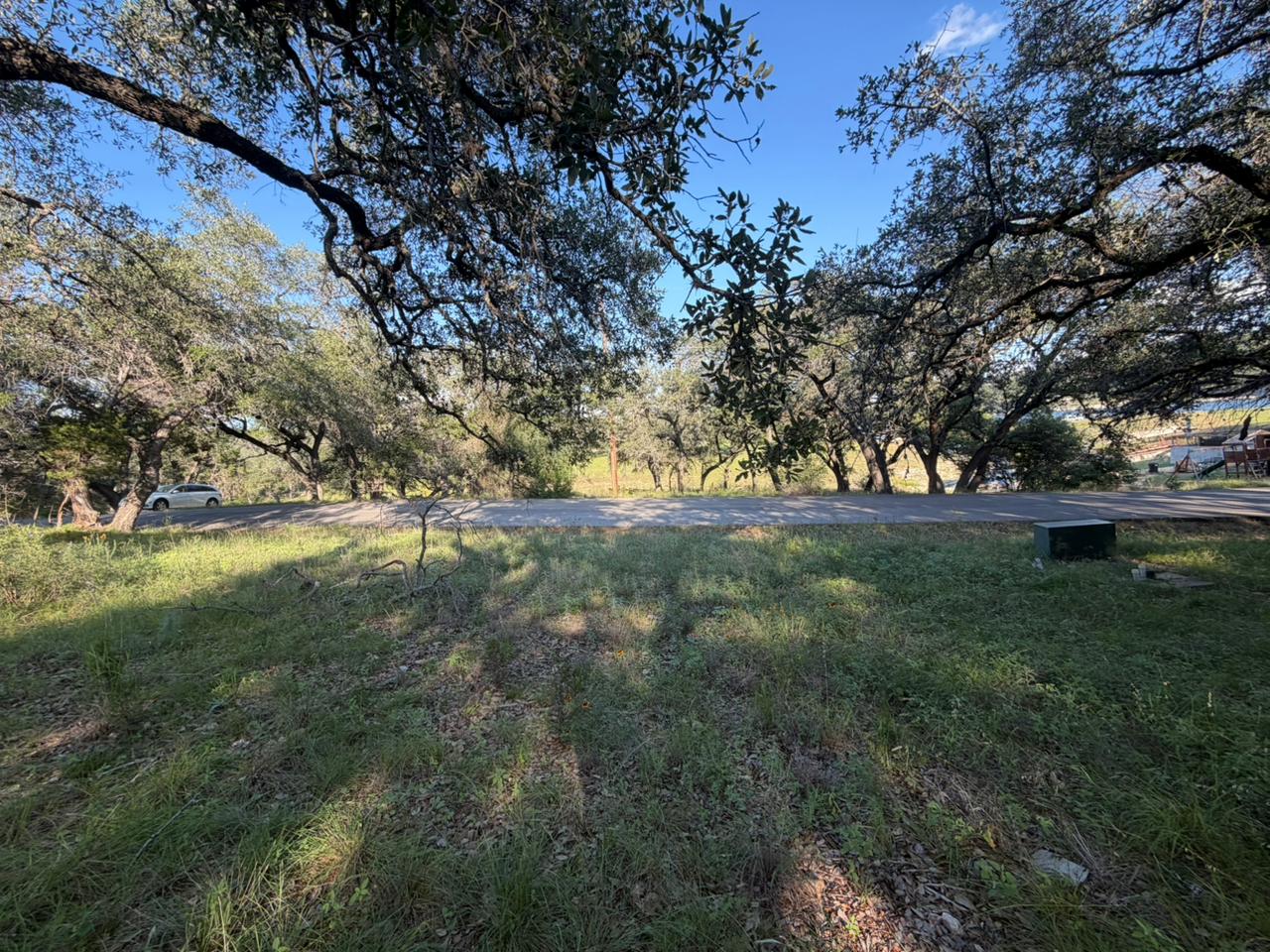 main property photo 13