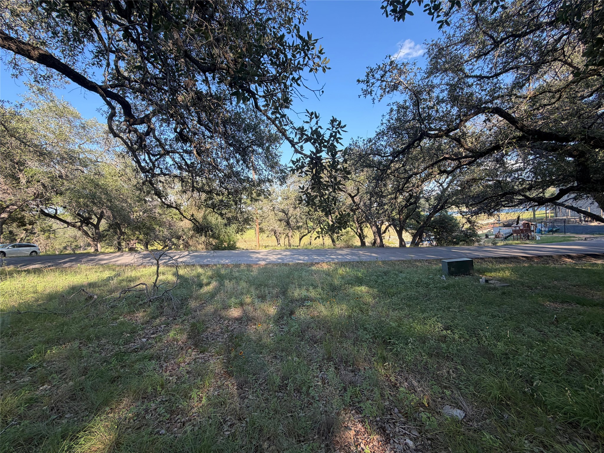 main property photo 14