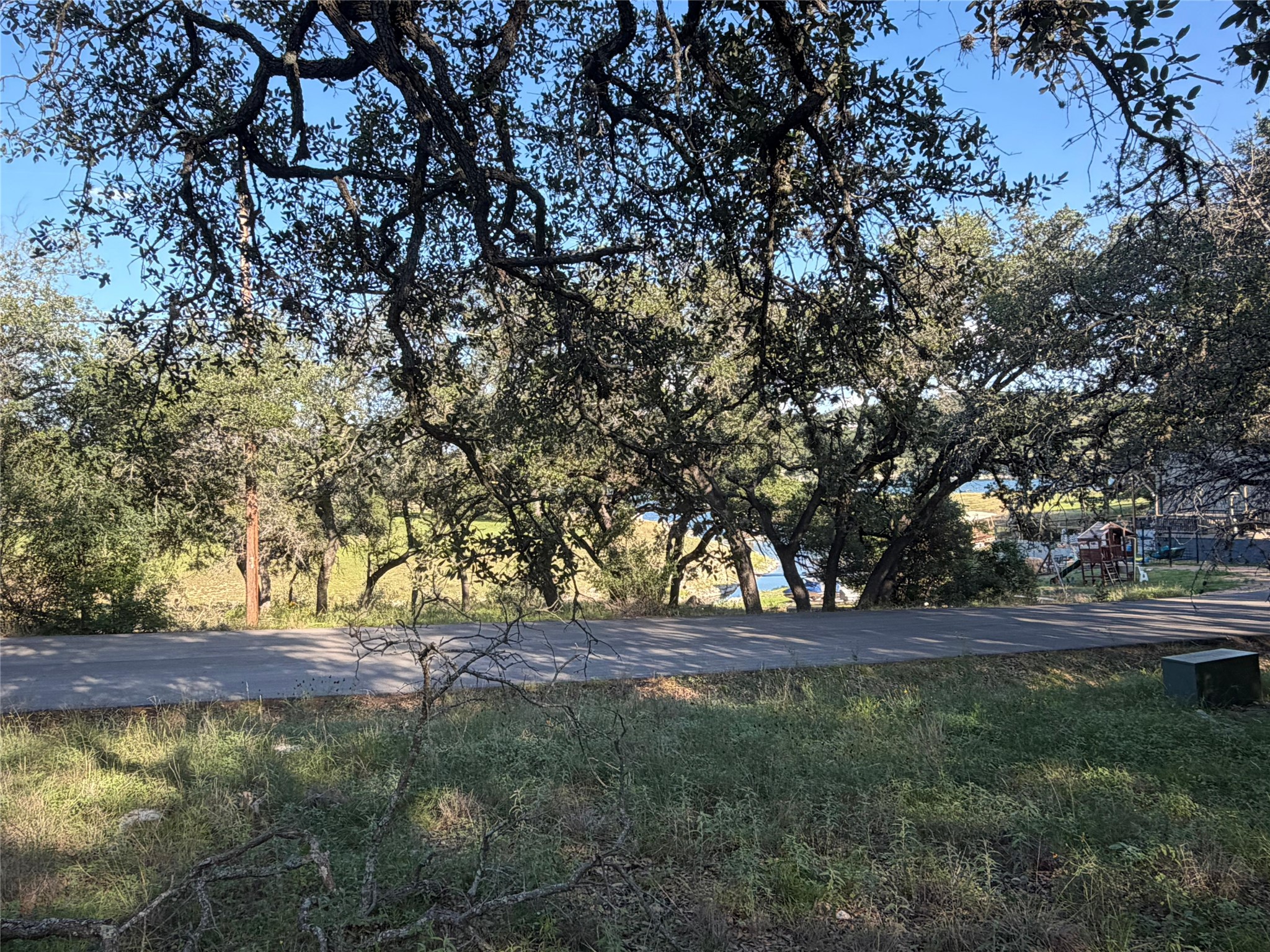 main property photo 19
