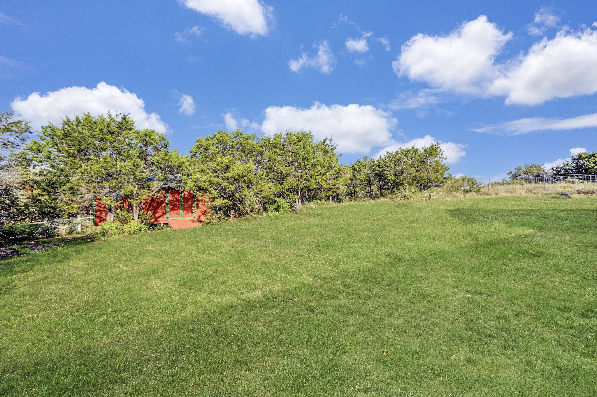 main property photo 35