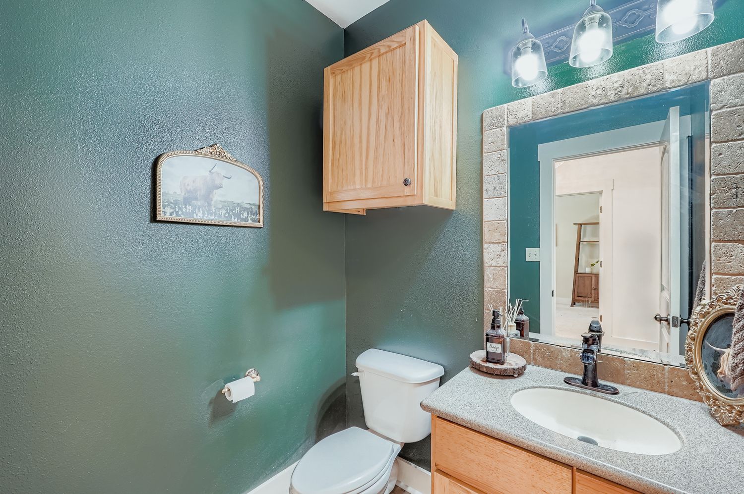 main property photo 12