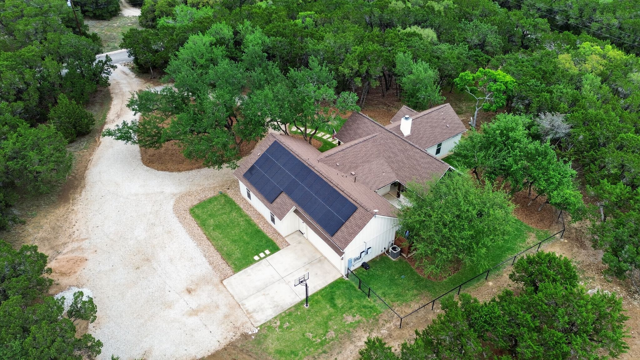 main property photo 34