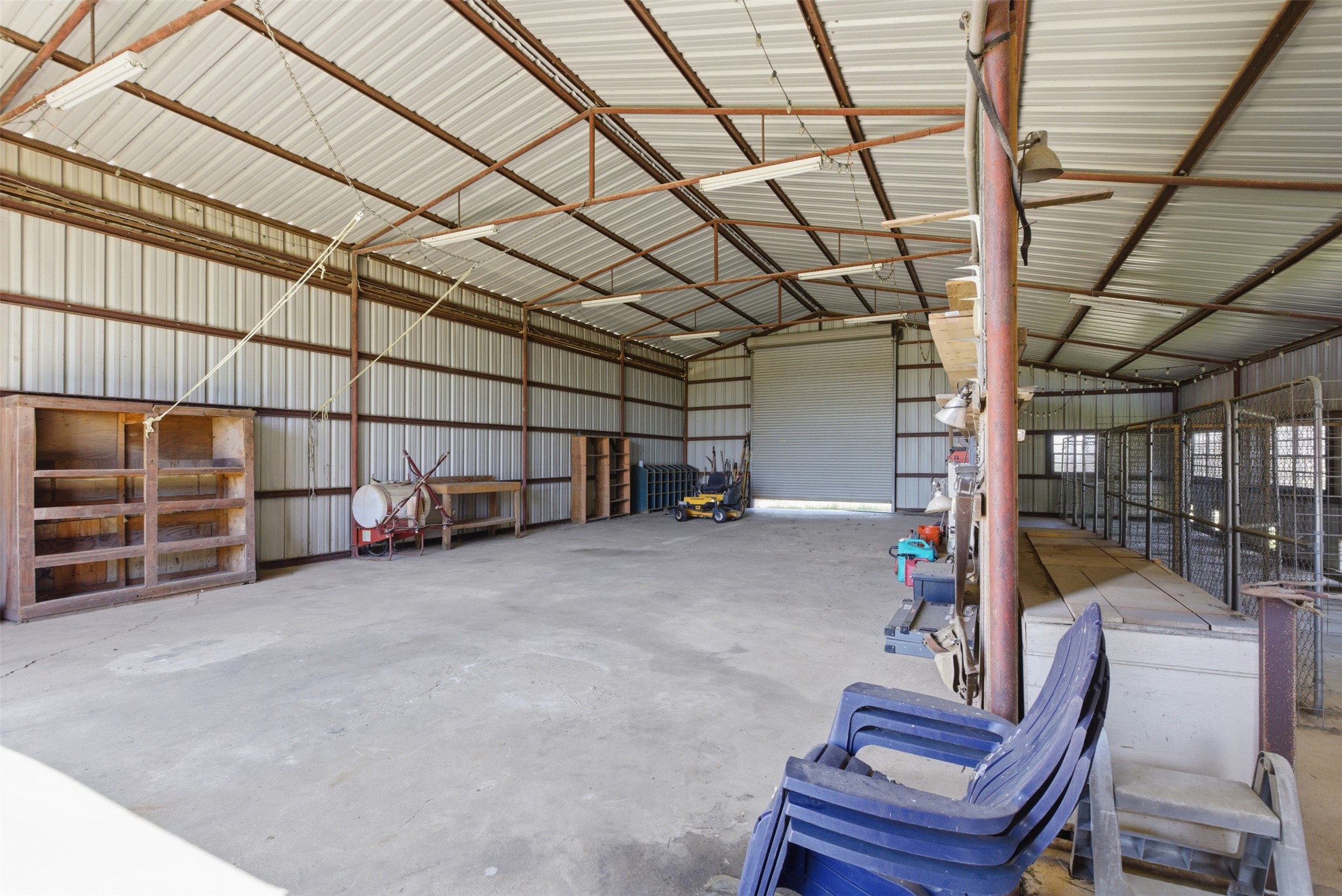 main property photo 14