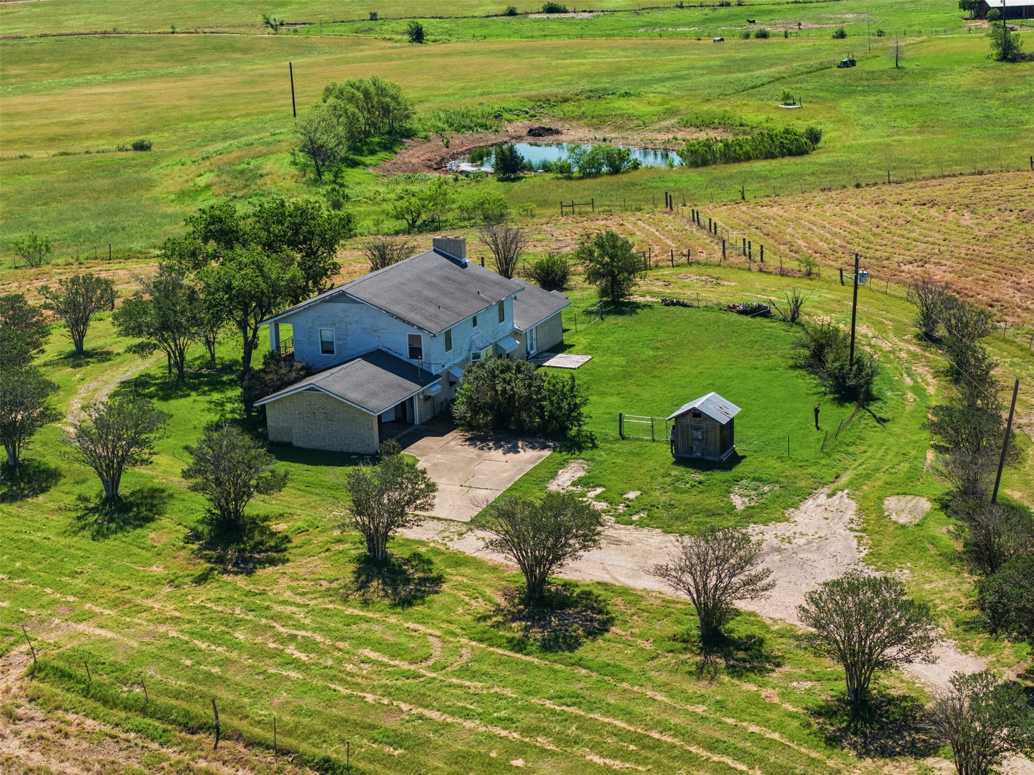 main property photo 21