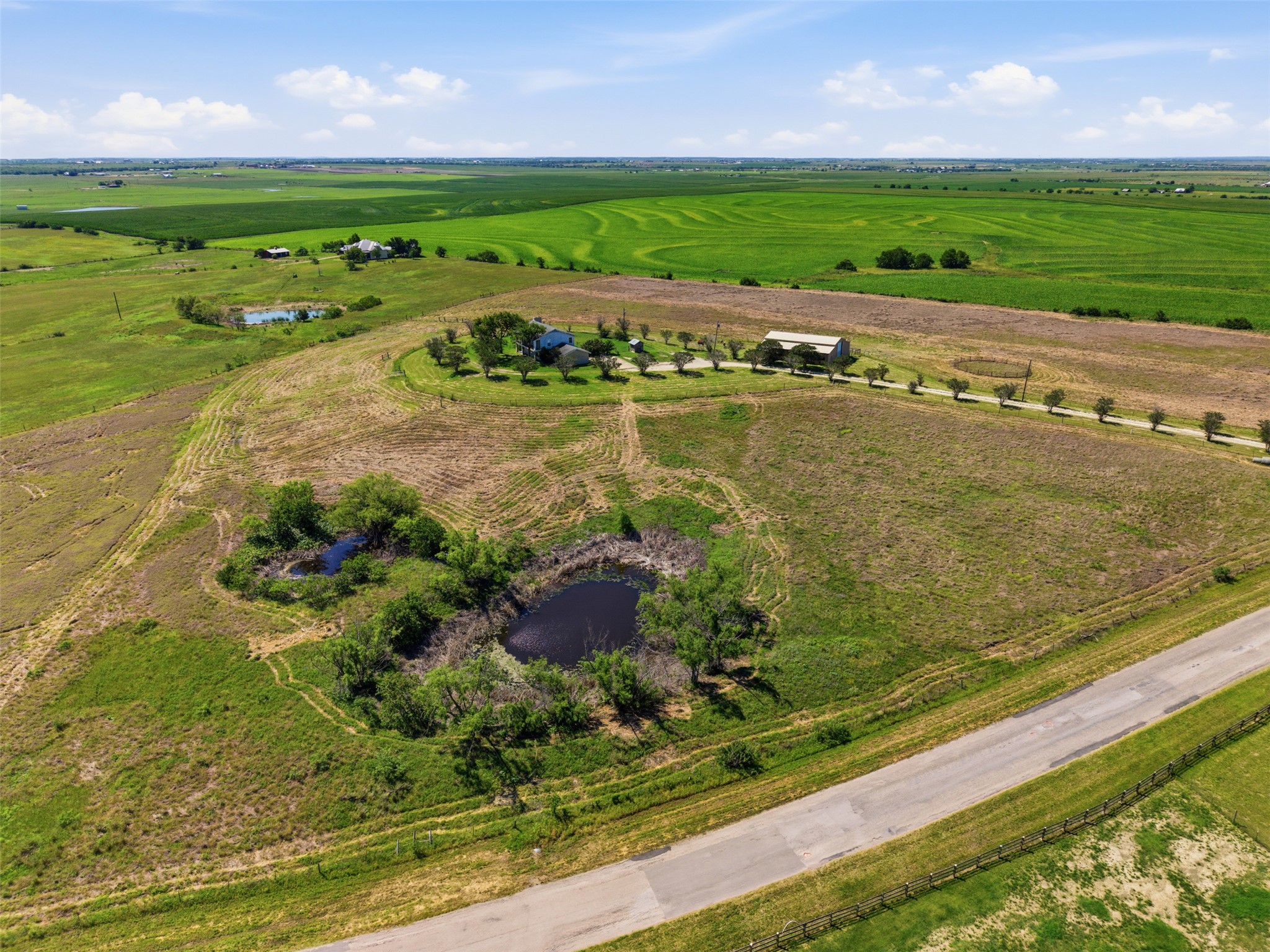 main property photo 24