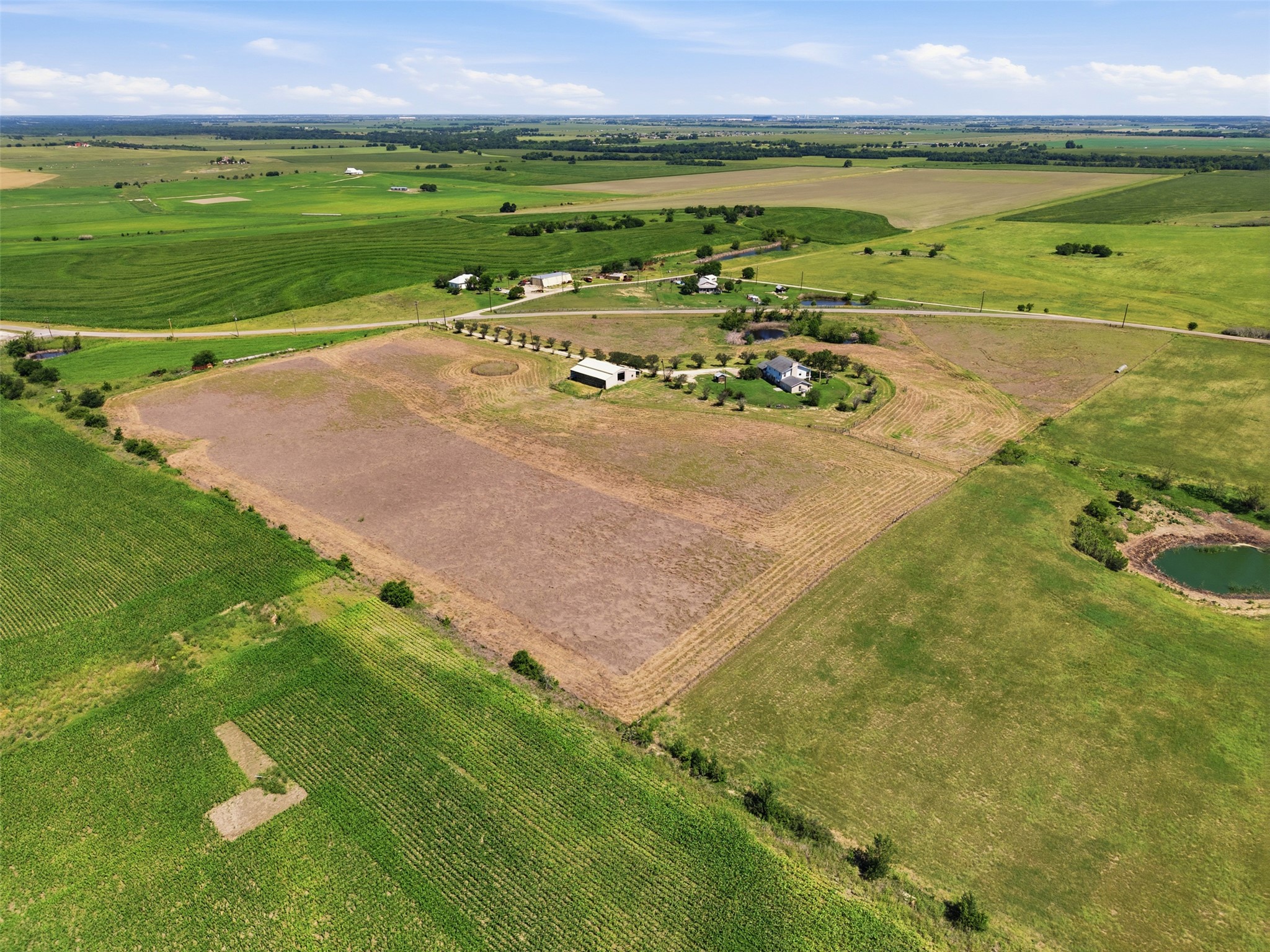 main property photo 27