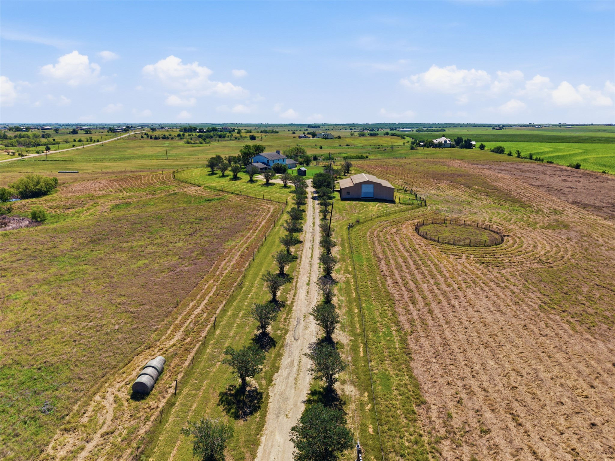 main property photo 4