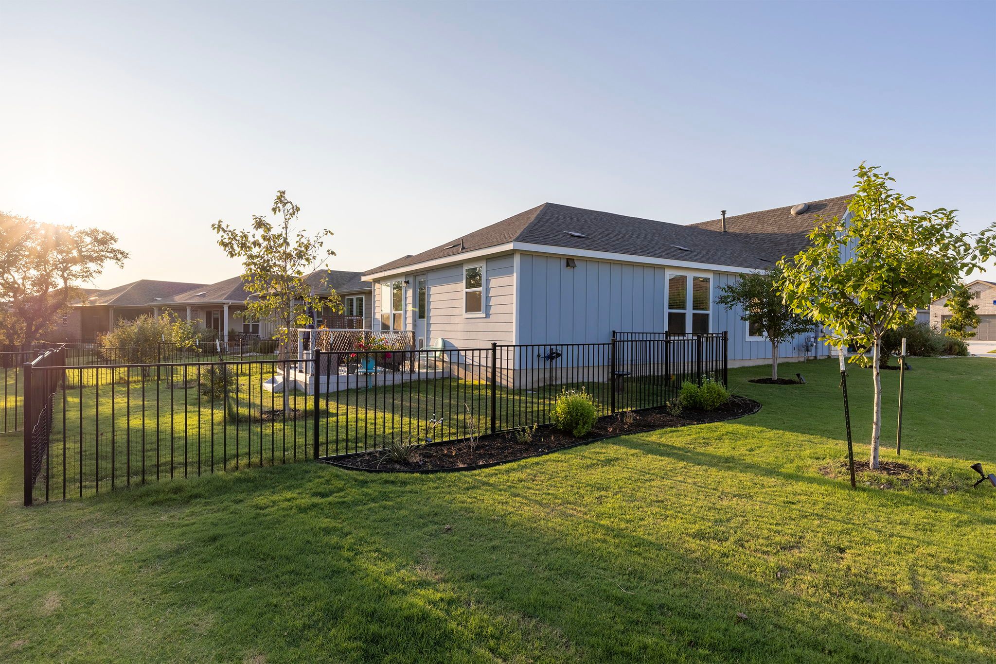 main property photo 17