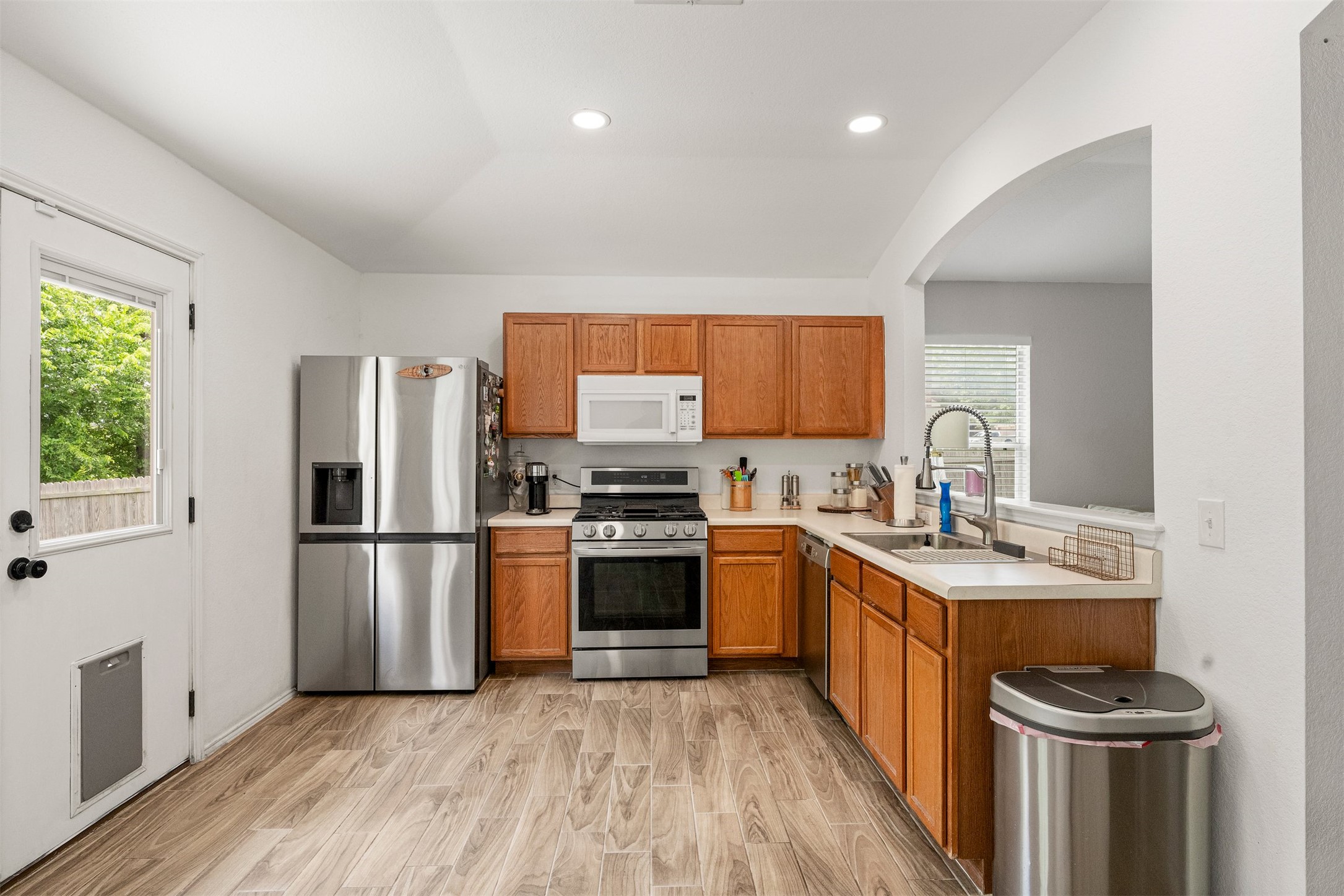 main property photo 10