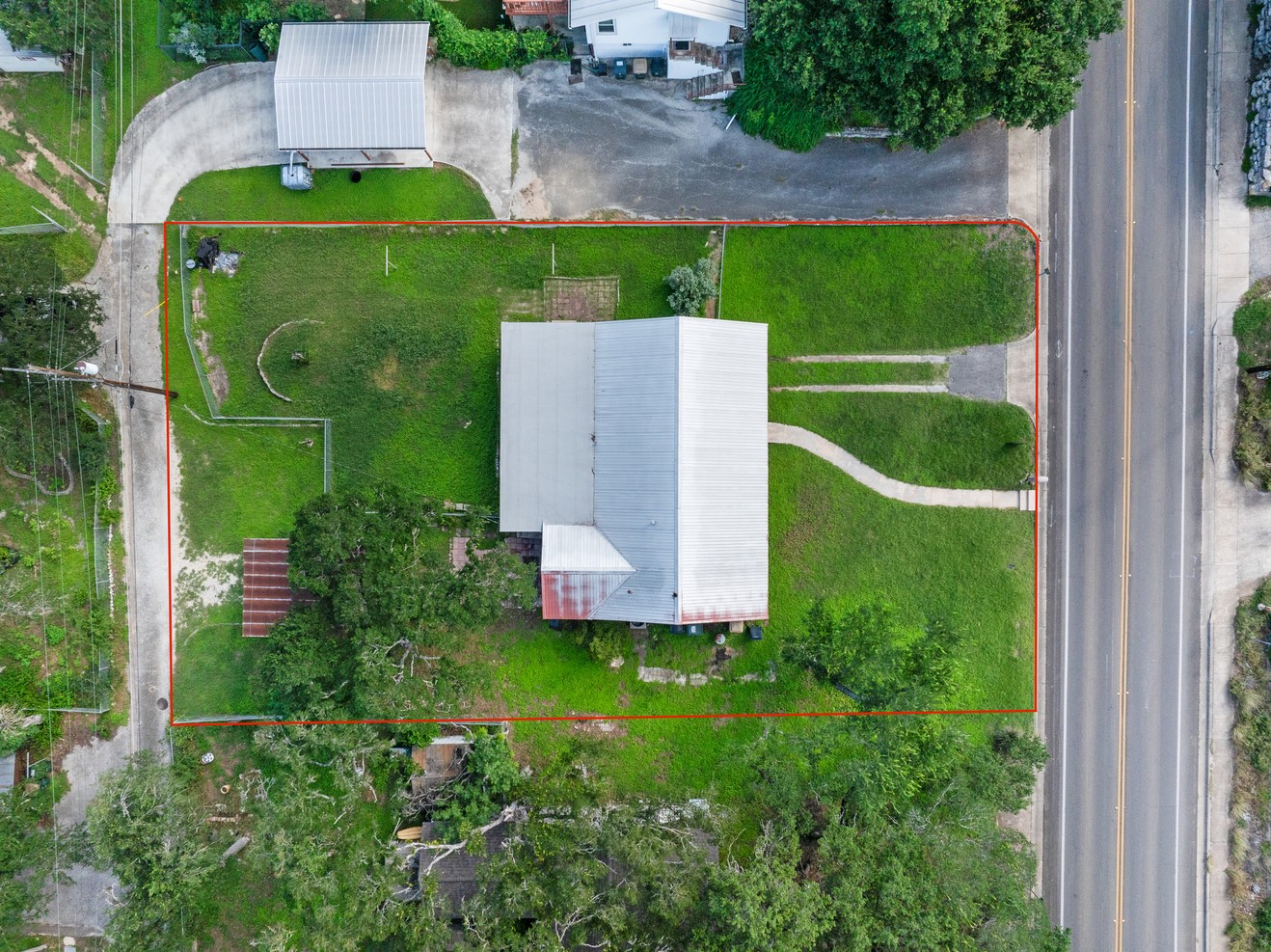 main property photo 18