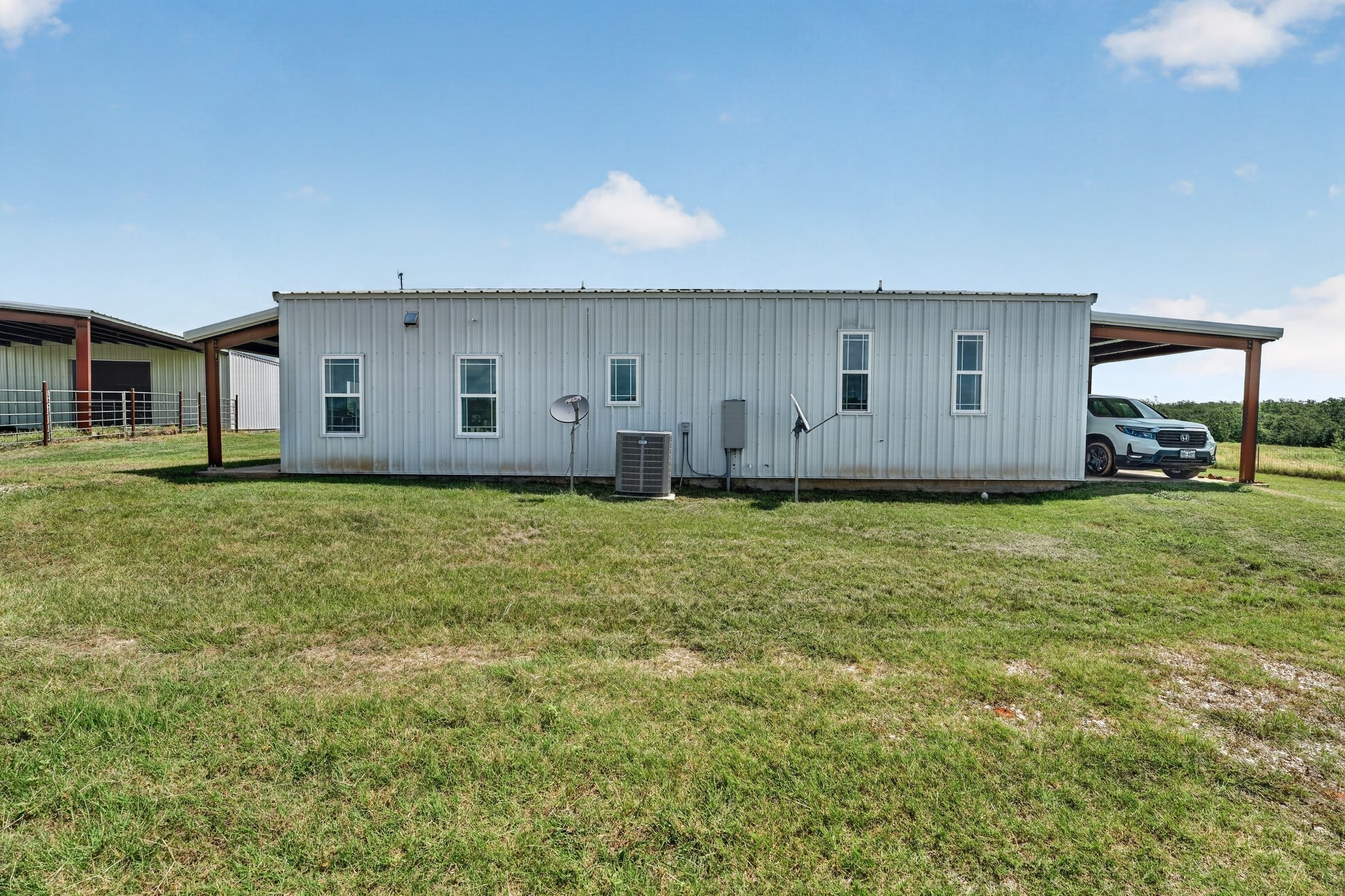 main property photo 29
