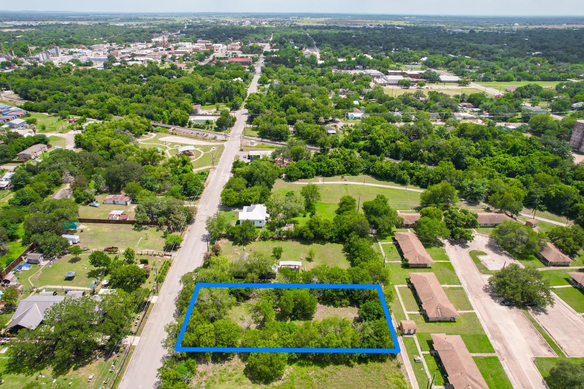 main property photo 2