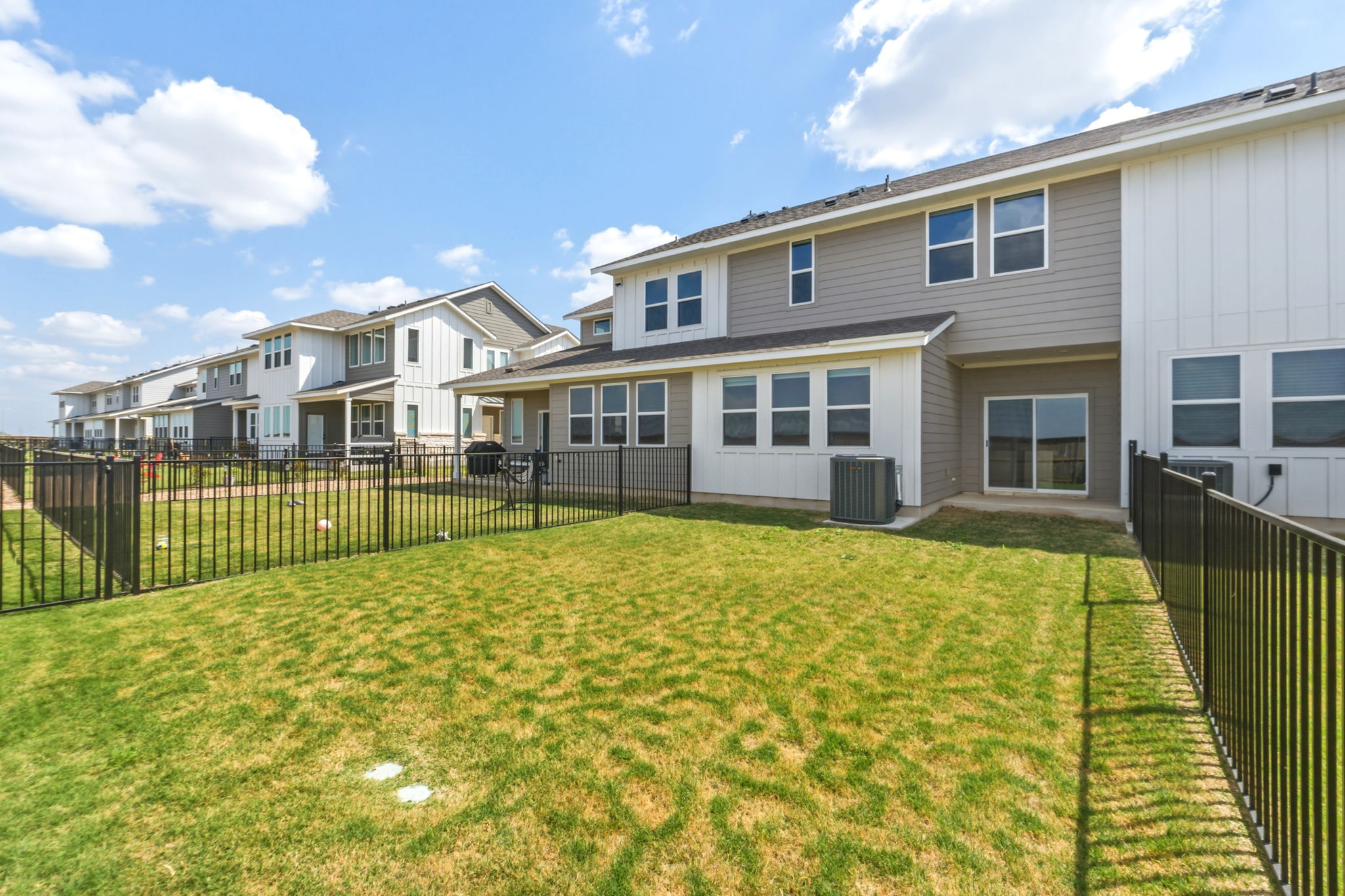 main property photo 39