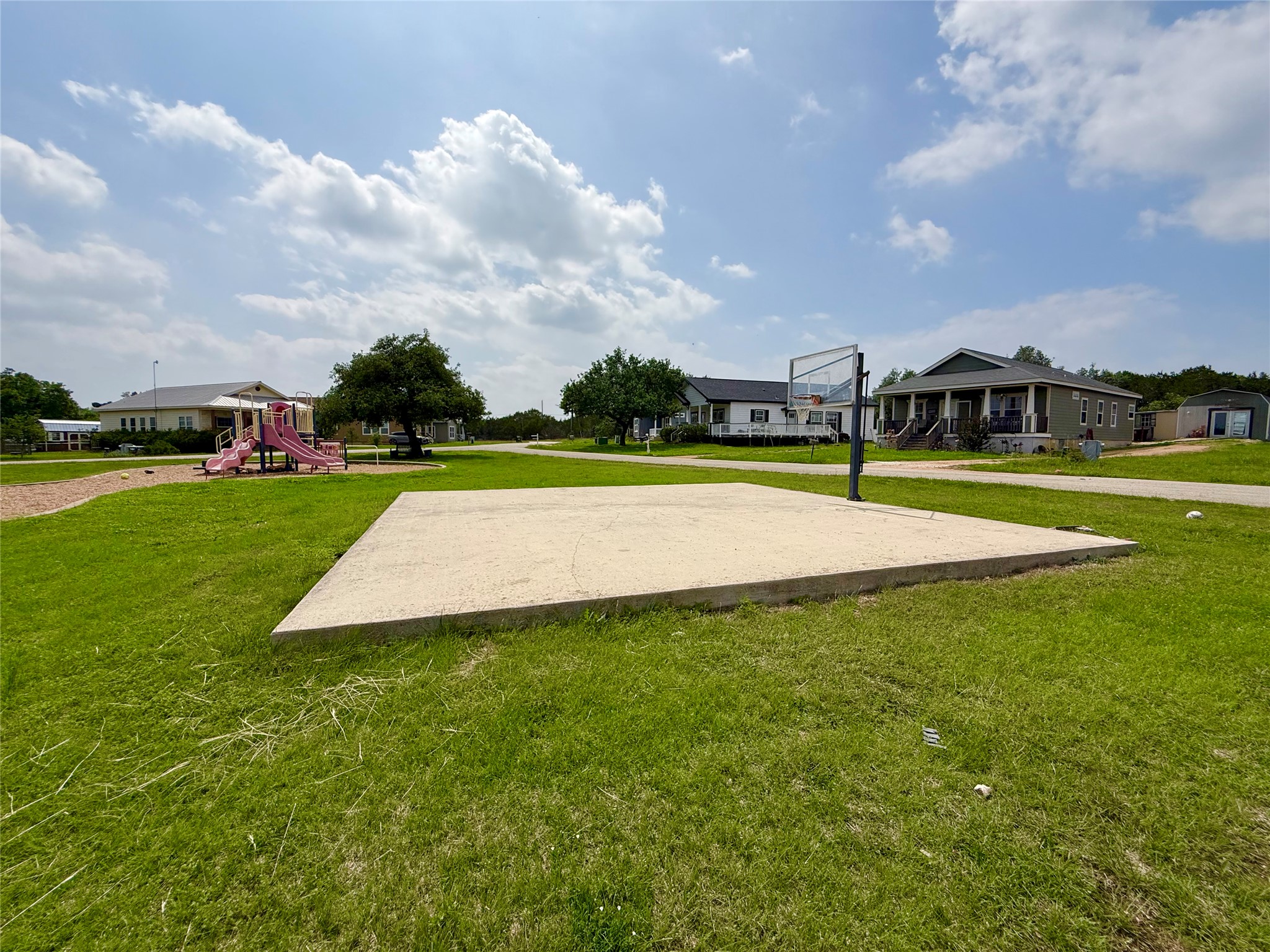 main property photo 36