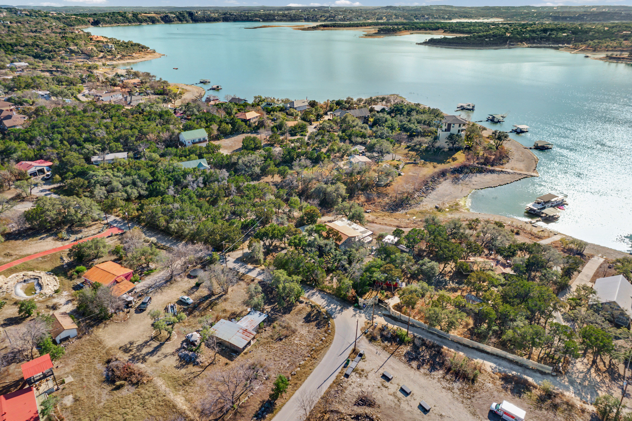 main property photo 34