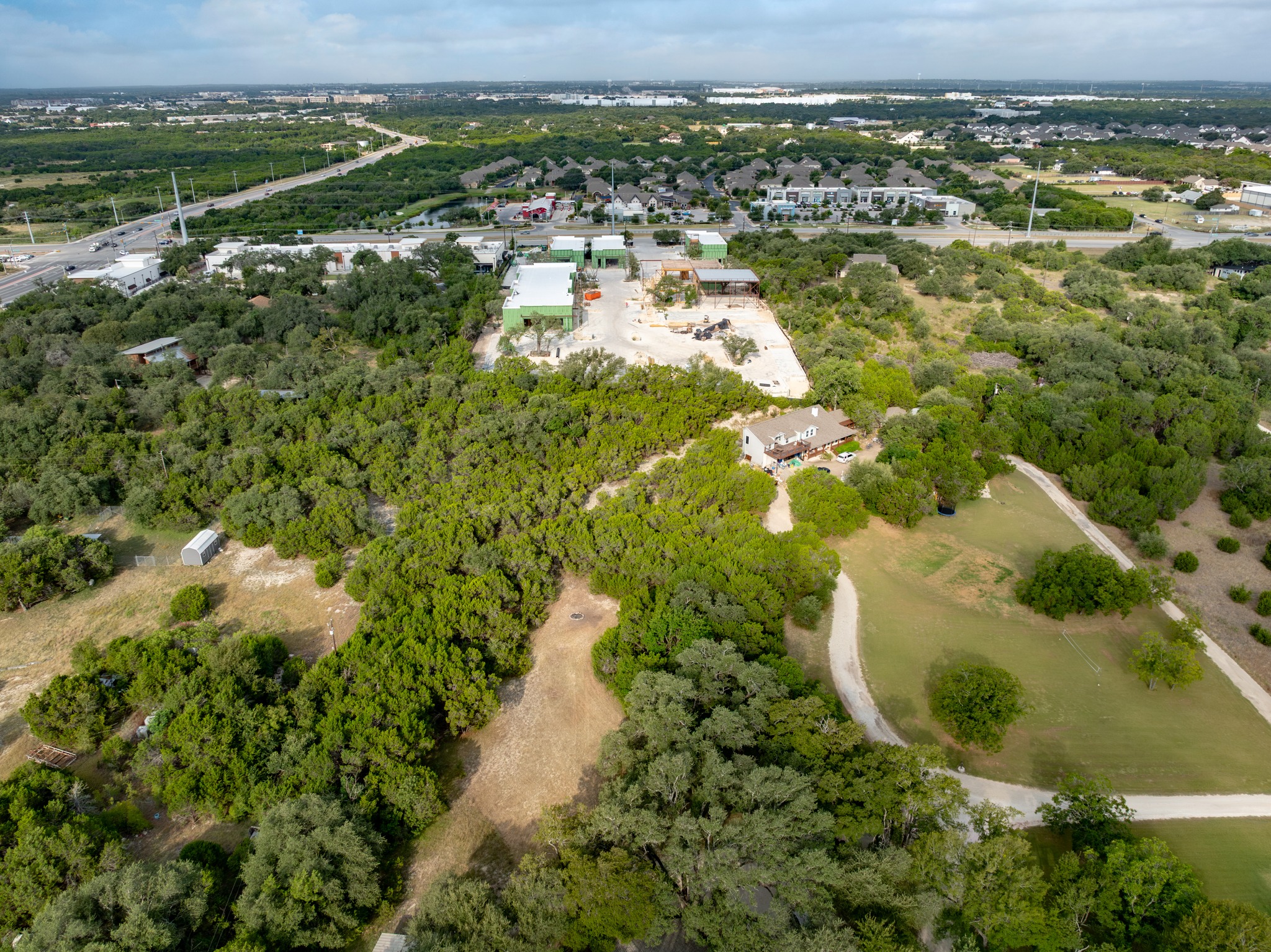 main property photo 24
