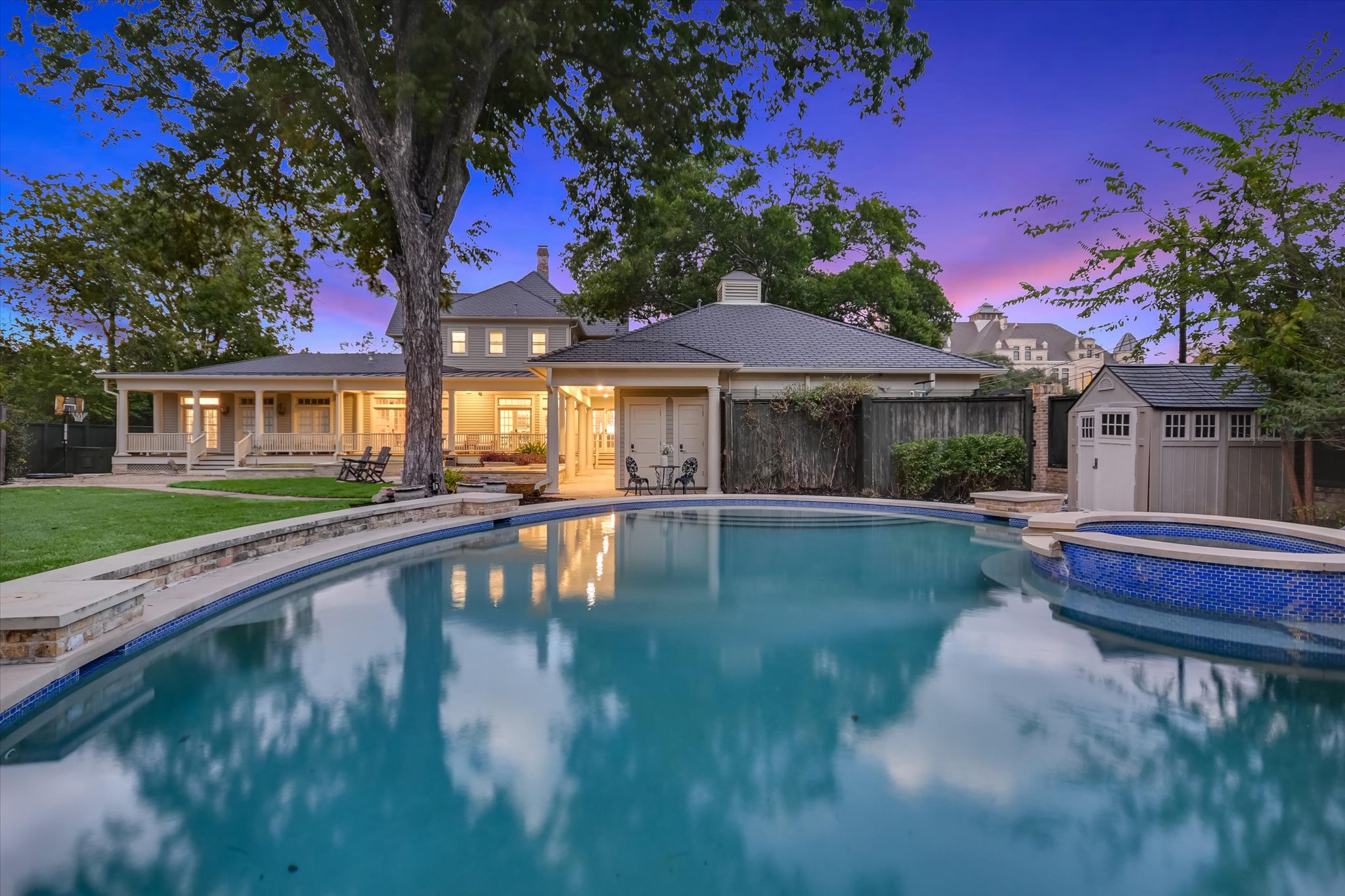 main property photo 35