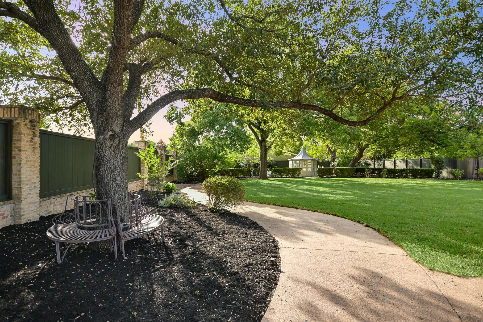 main property photo 36