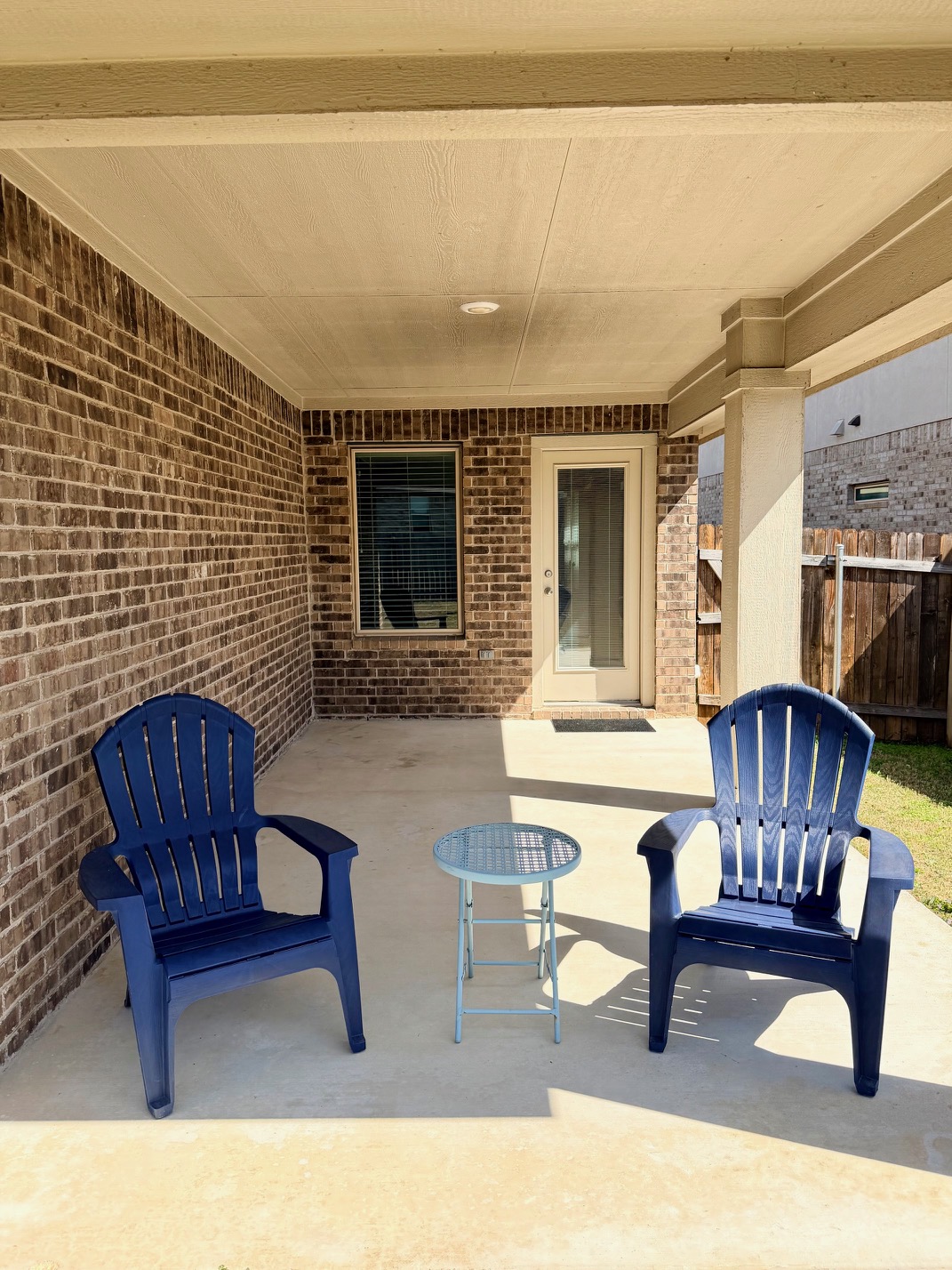 main property photo 25