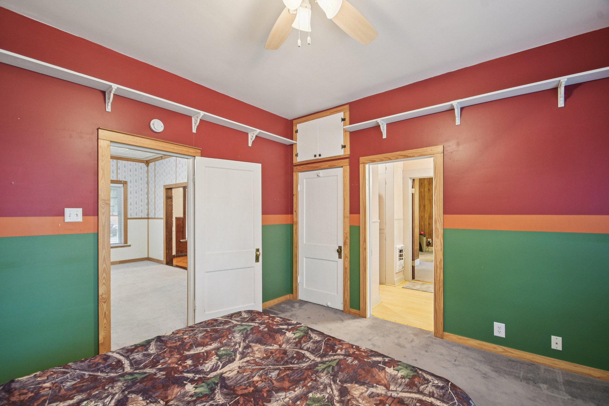 main property photo 14