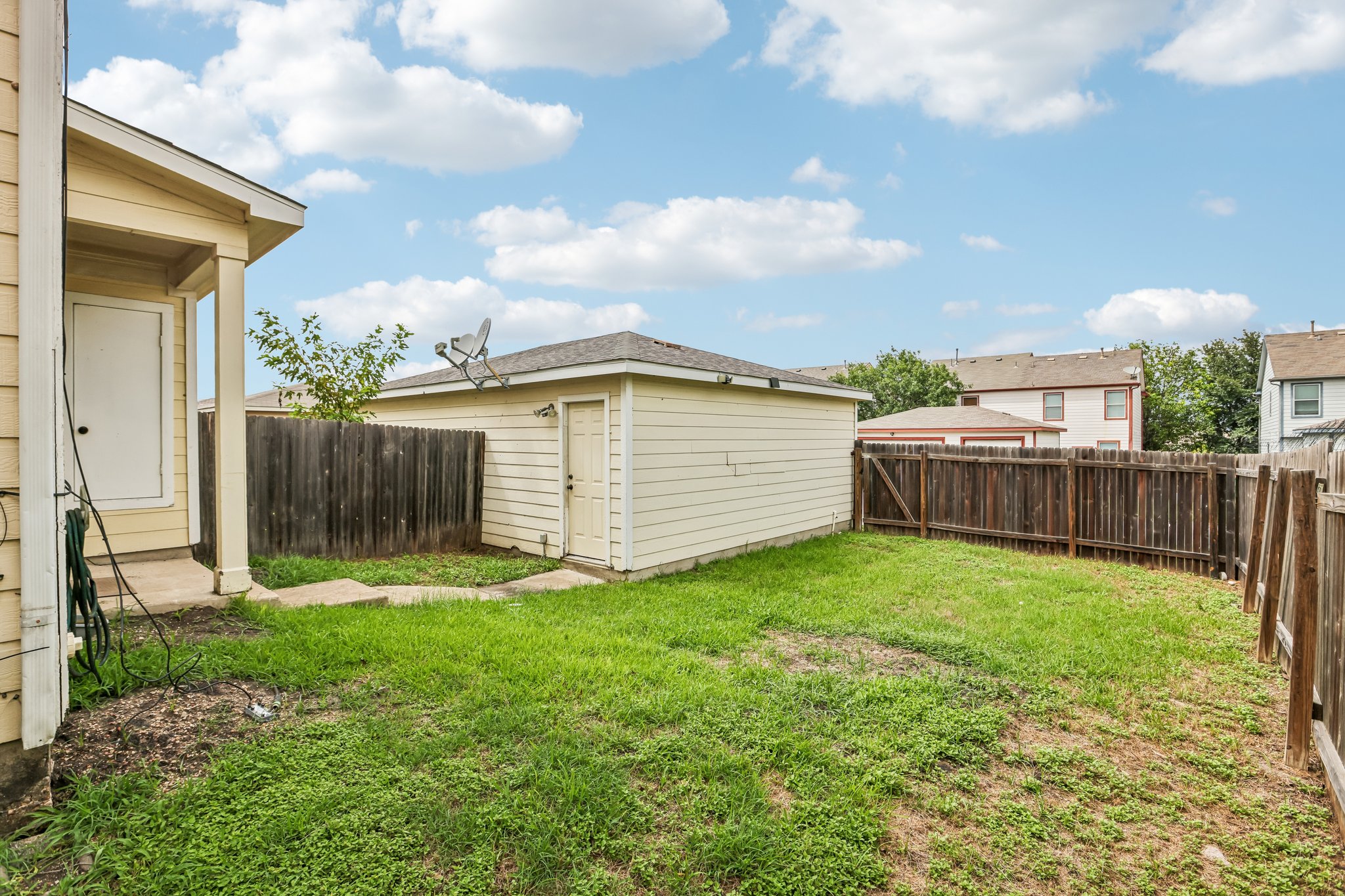 main property photo 38