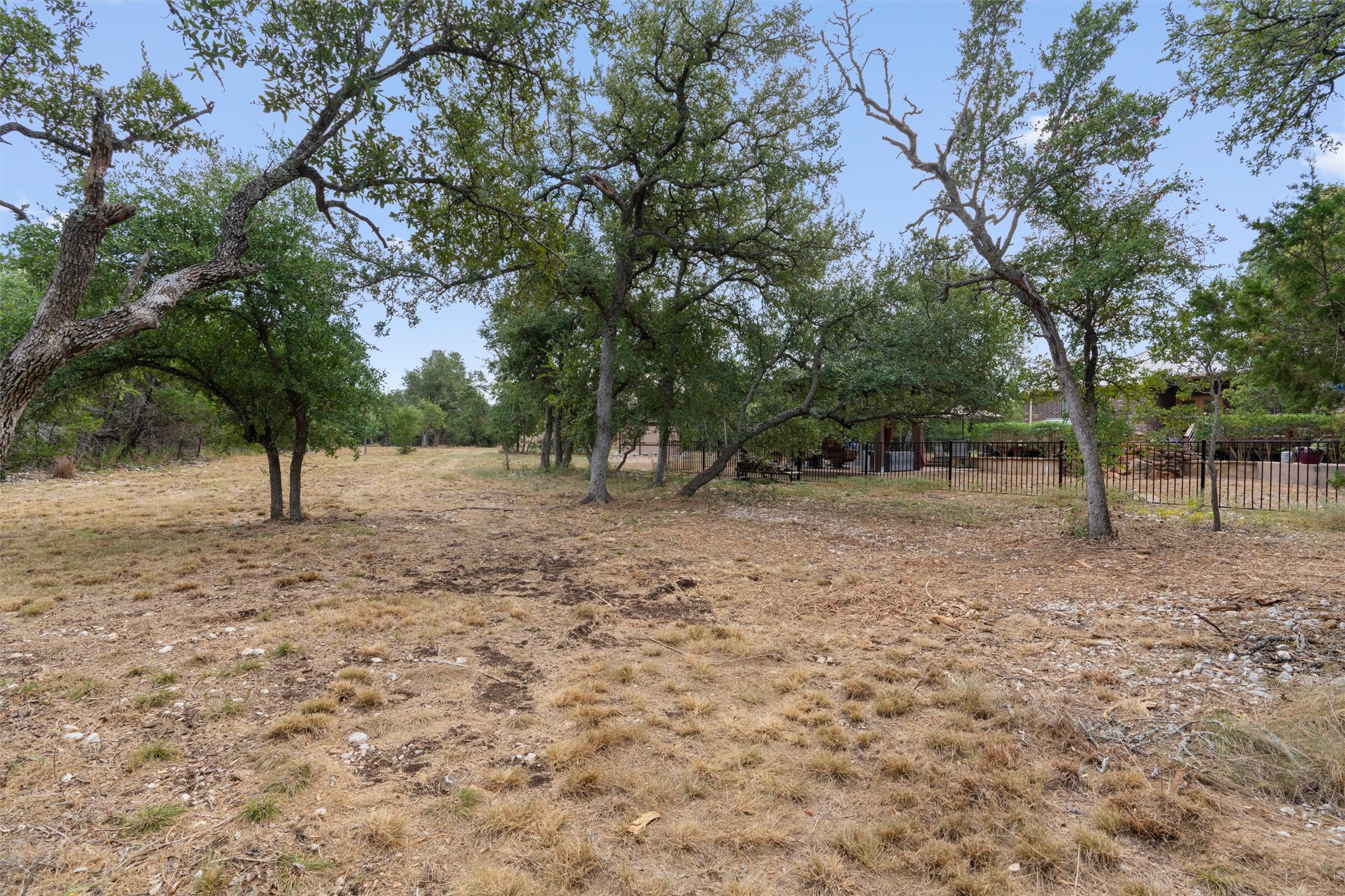 main property photo 36