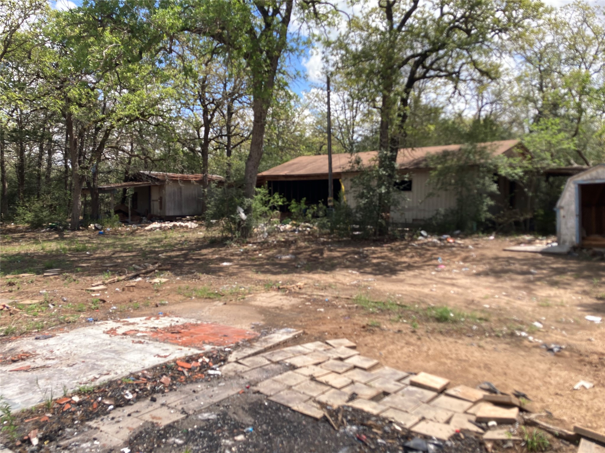 main property photo 6