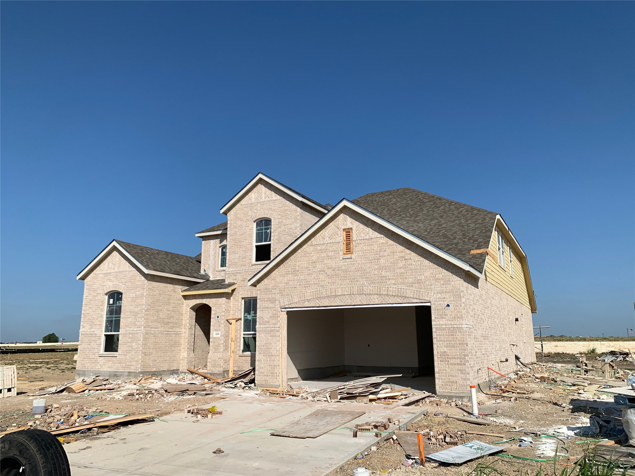 main property photo 3