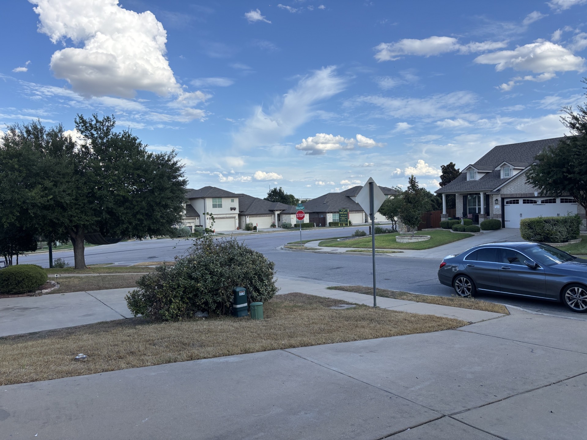 main property photo 13