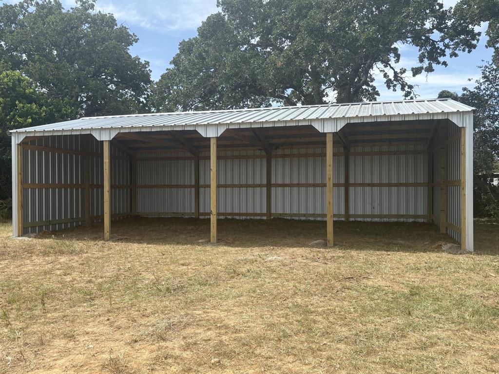 main property photo 39