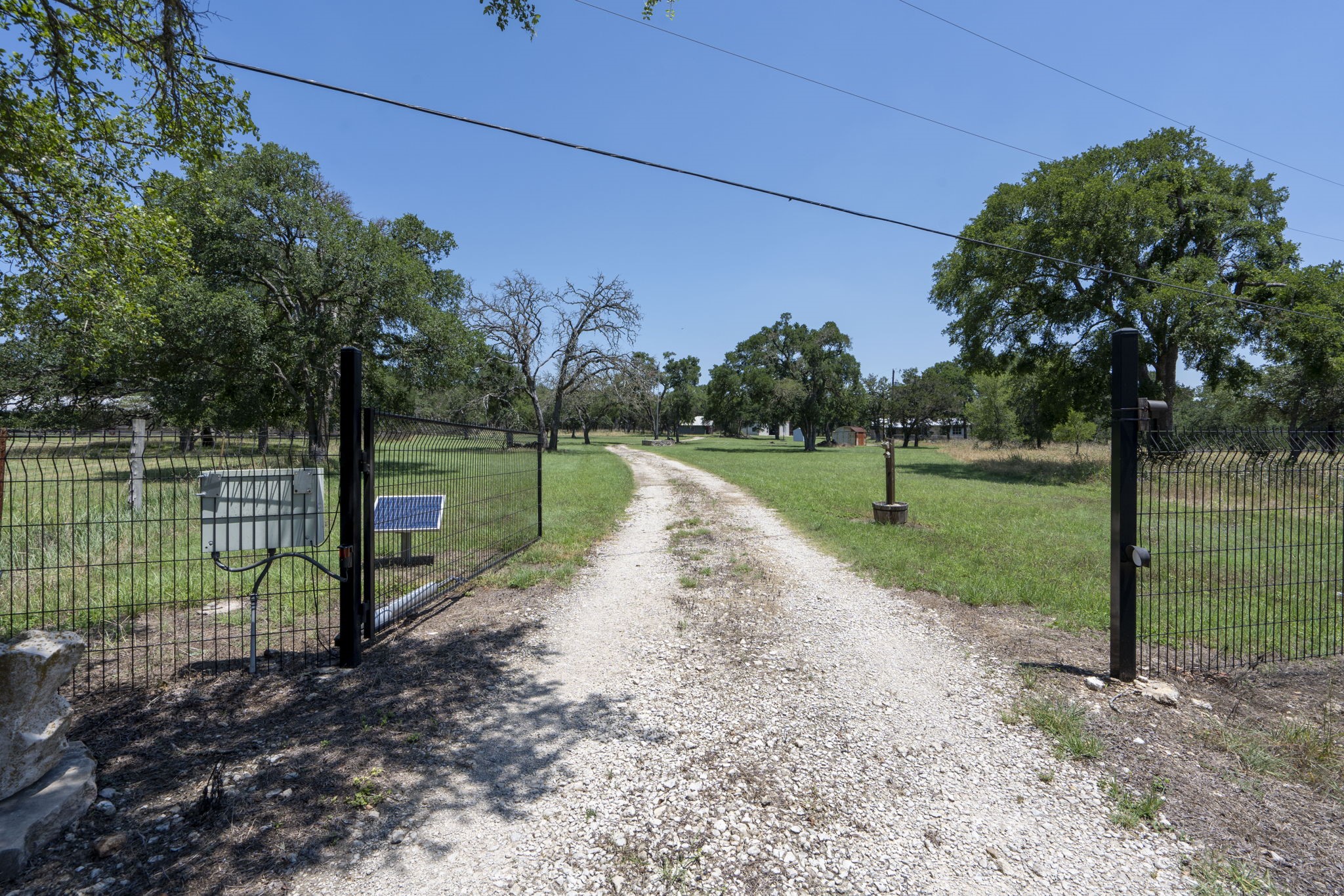 main property photo 18