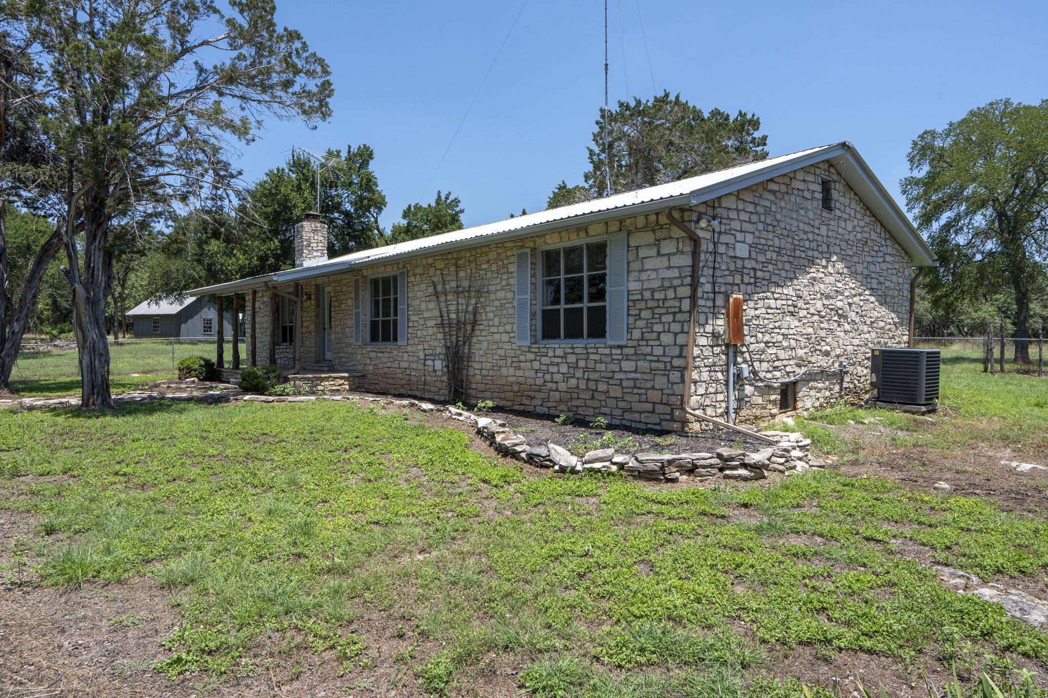main property photo 24