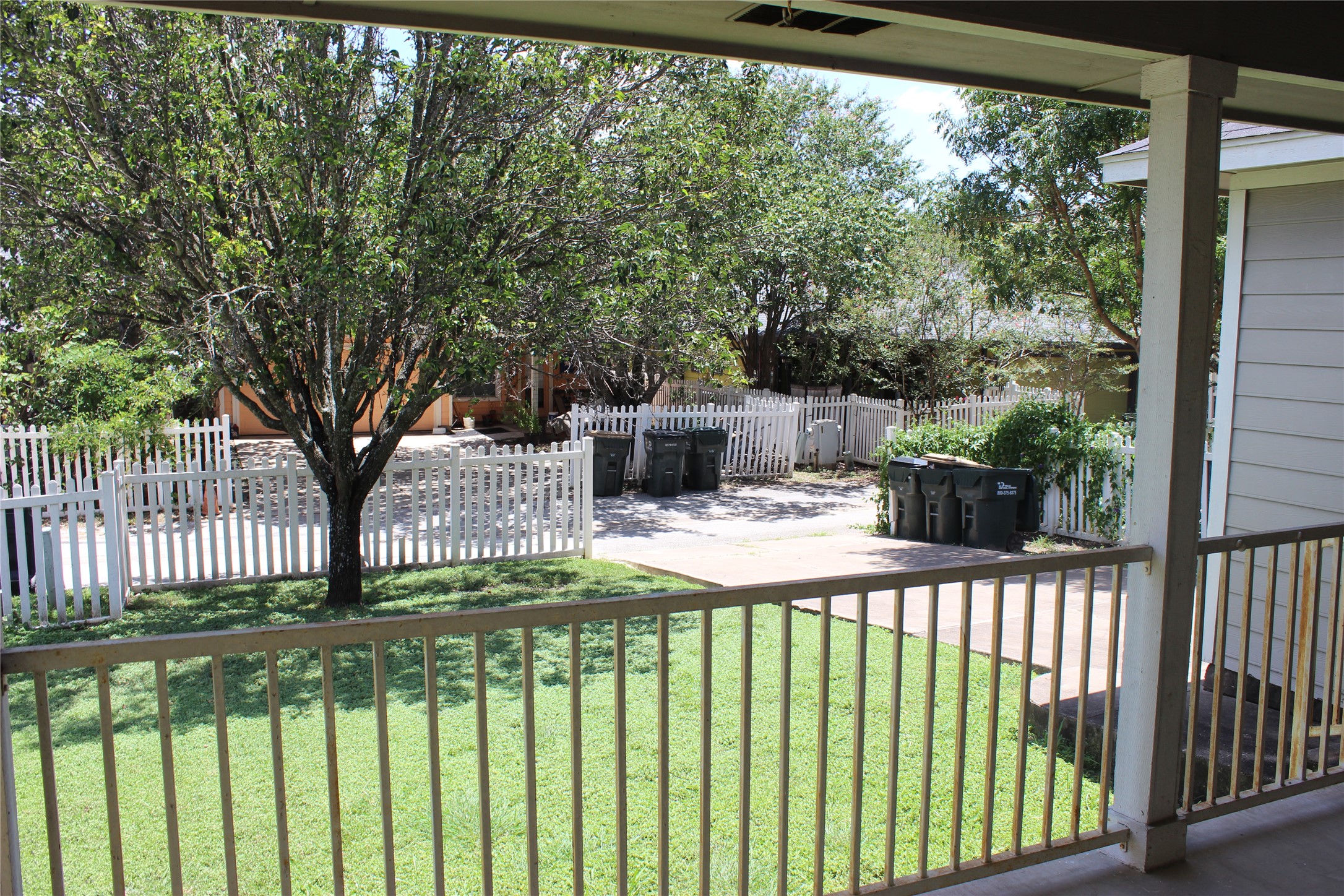 main property photo 25