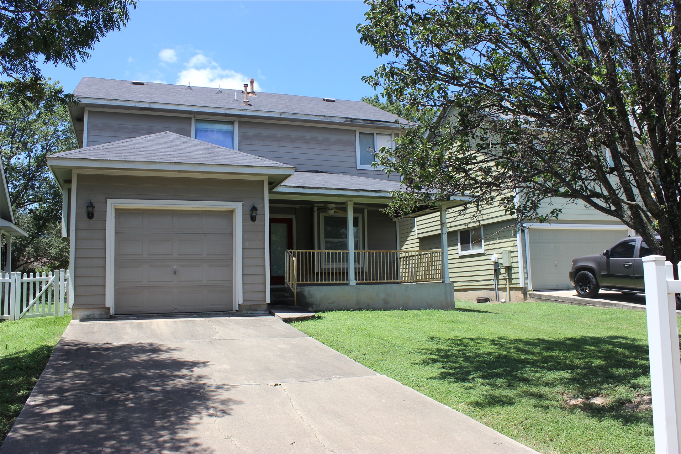 main property photo 29