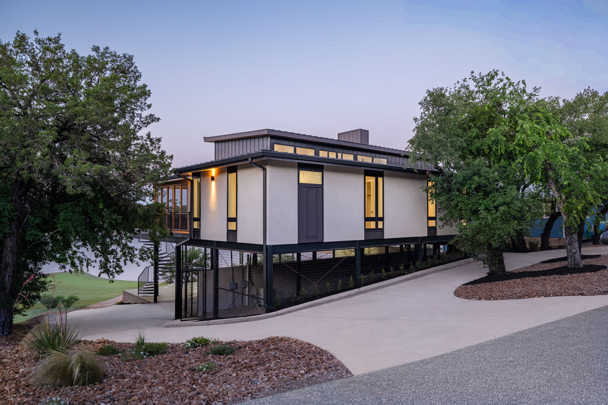 main property photo 34