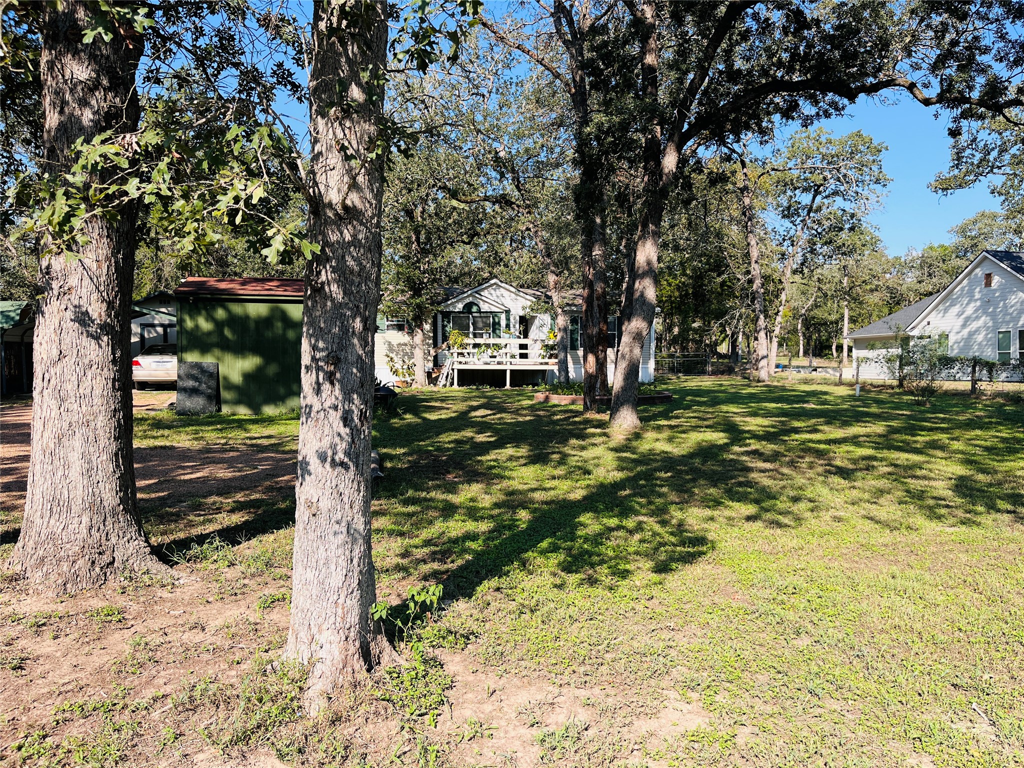 main property photo 27