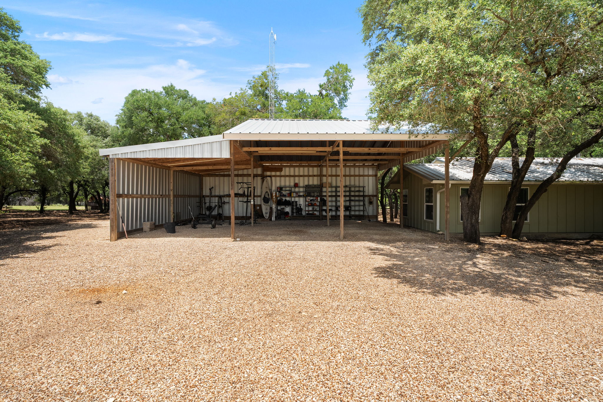 main property photo 24