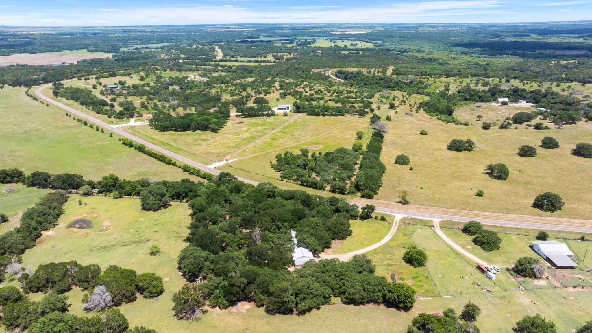 main property photo 37