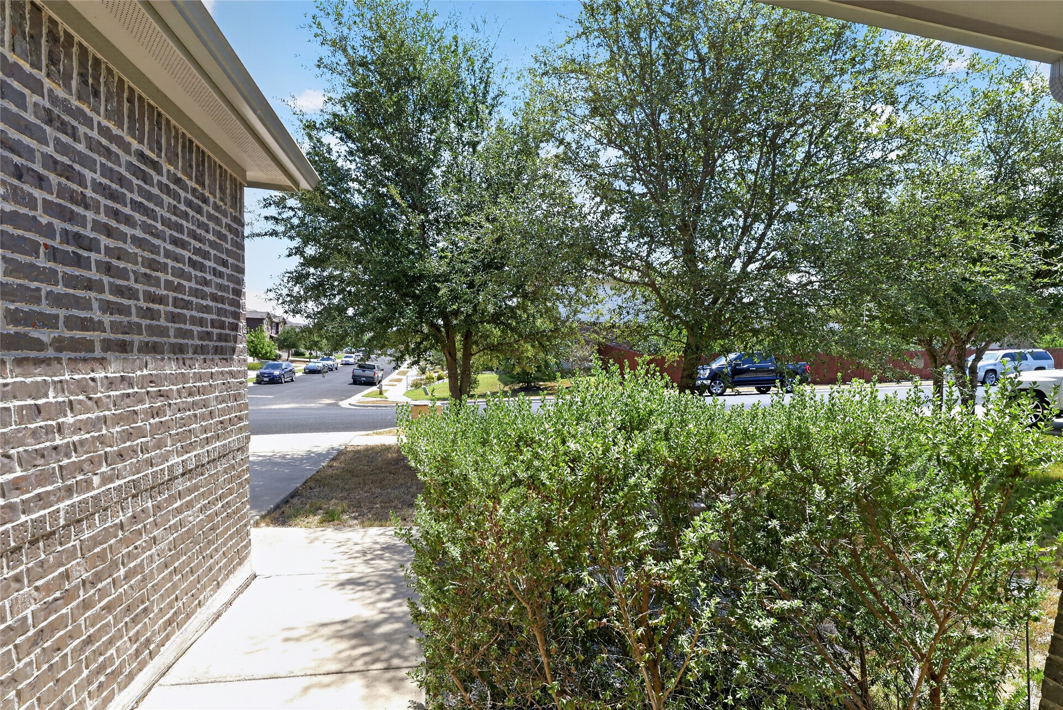 main property photo 7