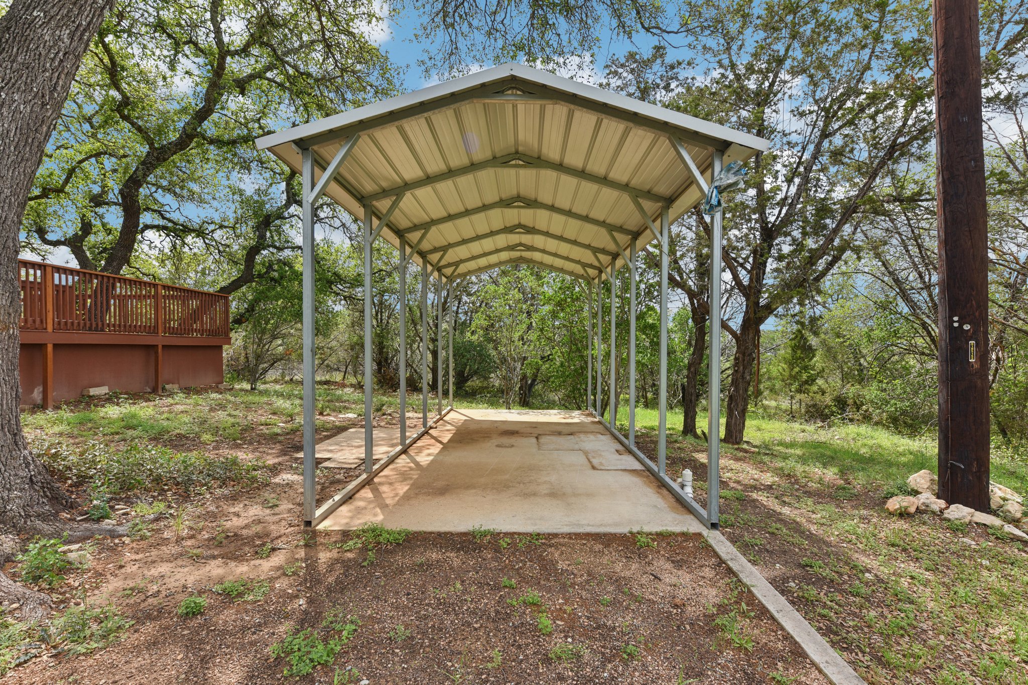main property photo 24