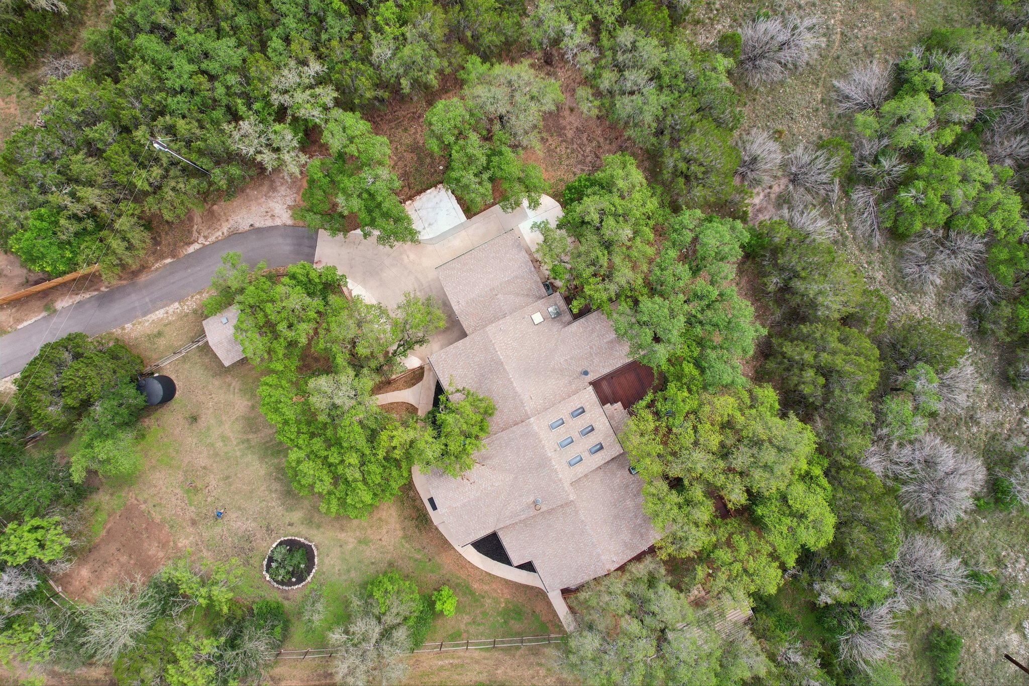 main property photo 29