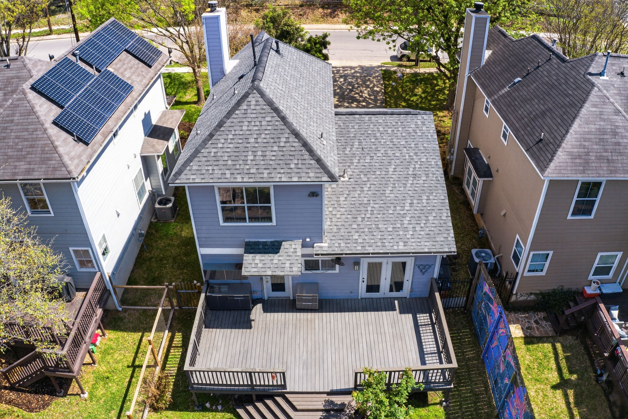 main property photo 30