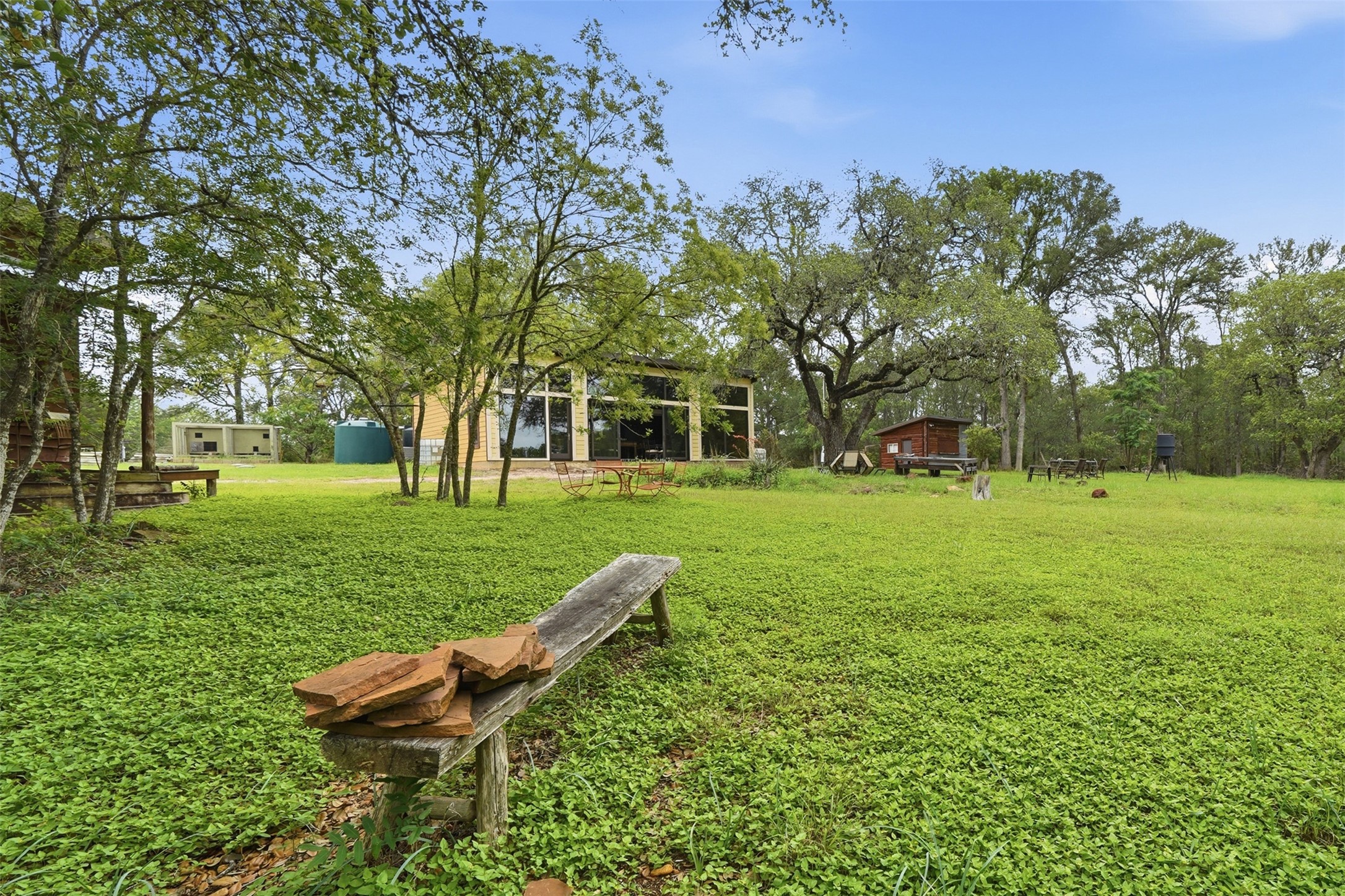 main property photo 32