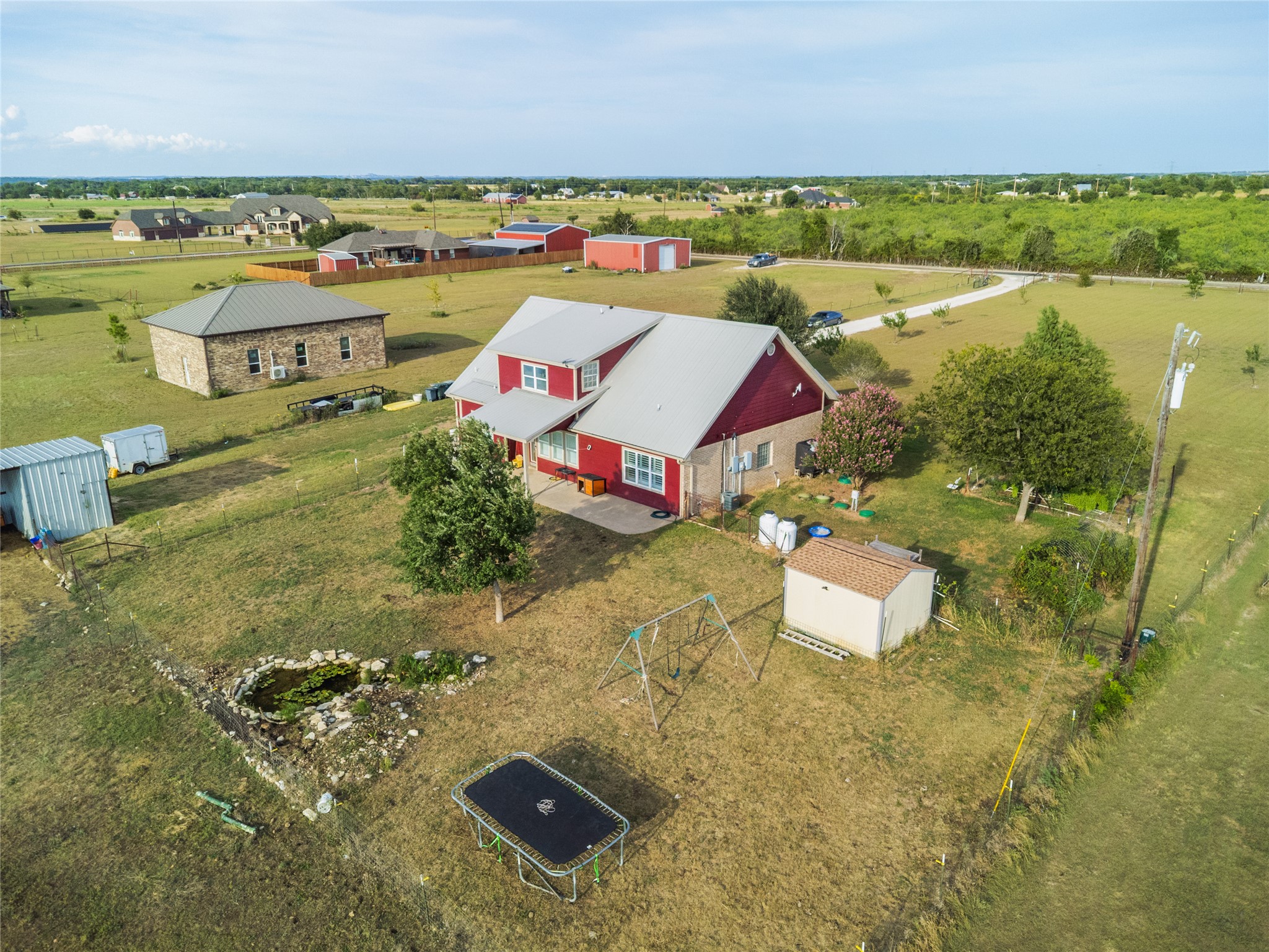 main property photo 36
