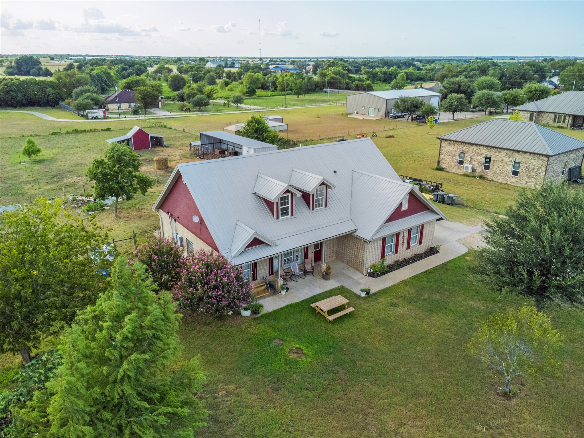 main property photo 38