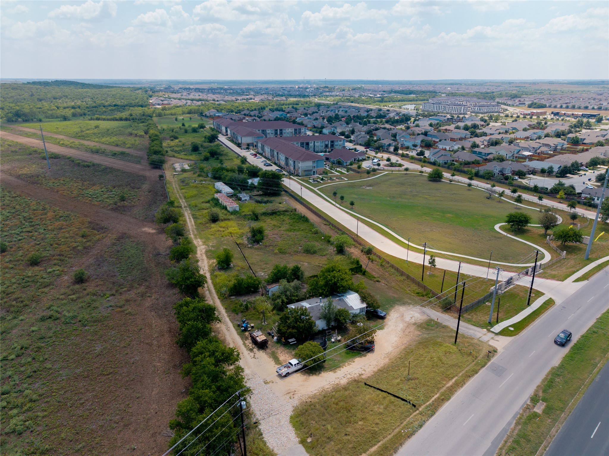 main property photo 3