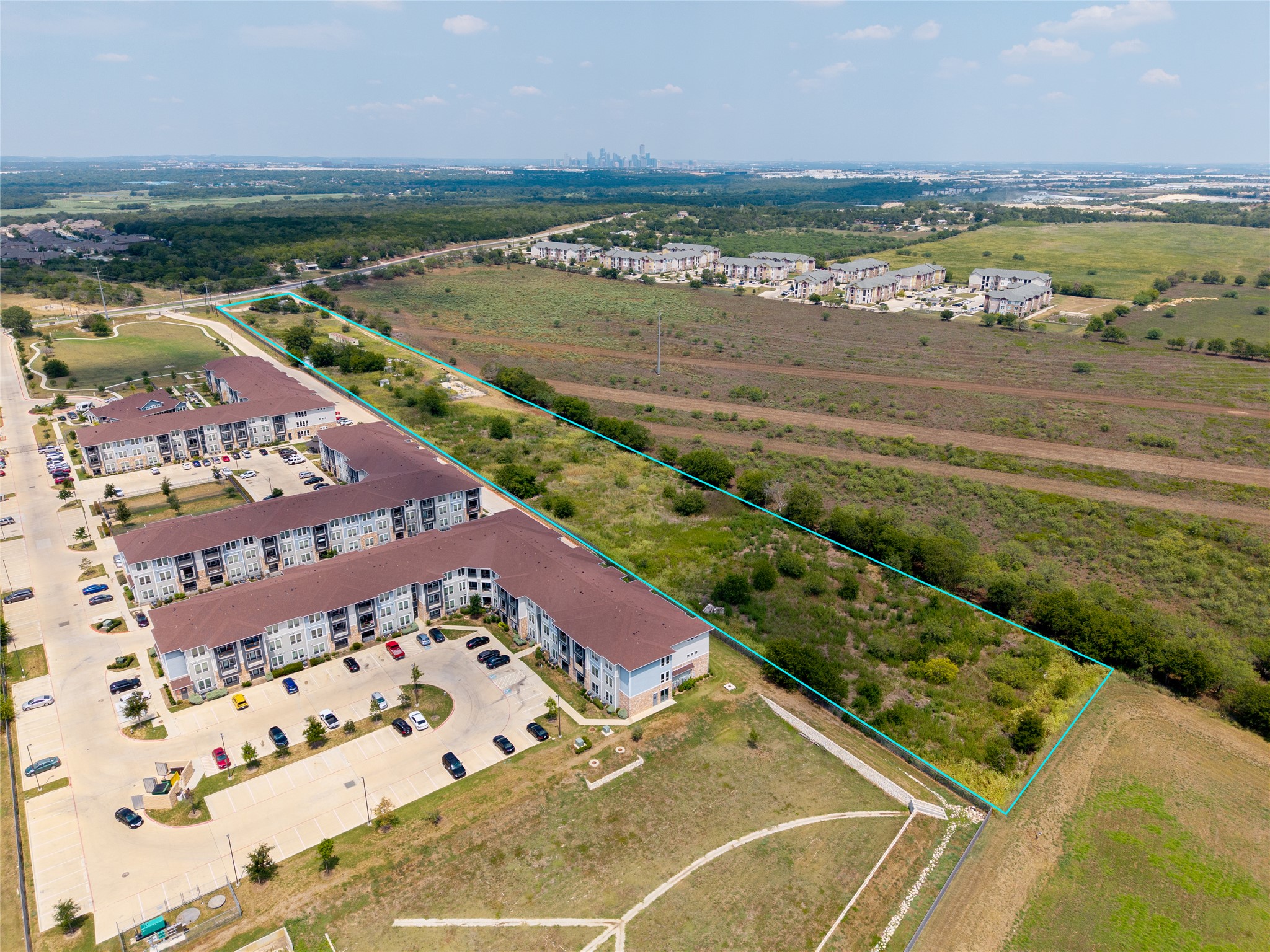 main property photo 4